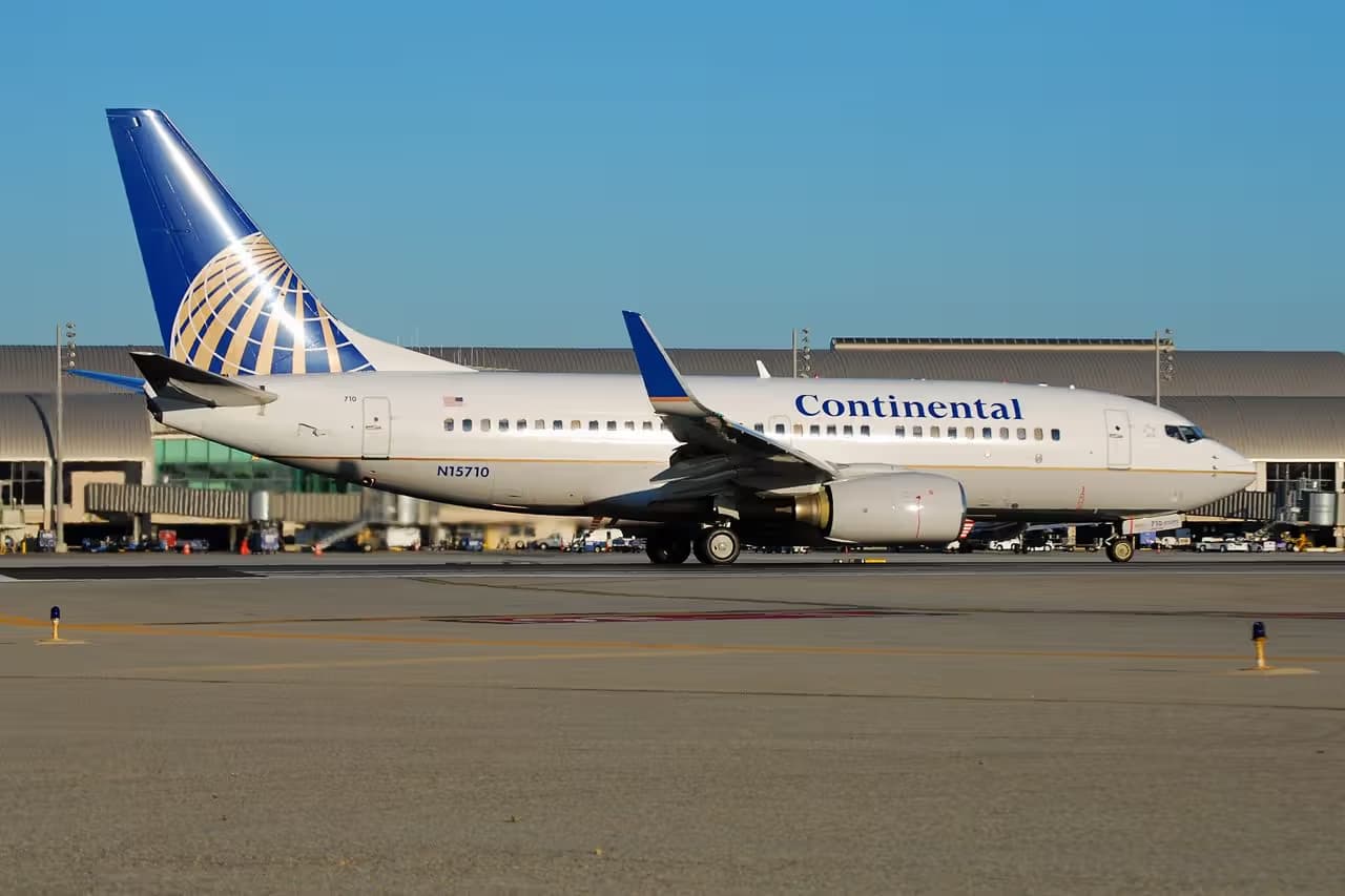 N15710 — Boeing