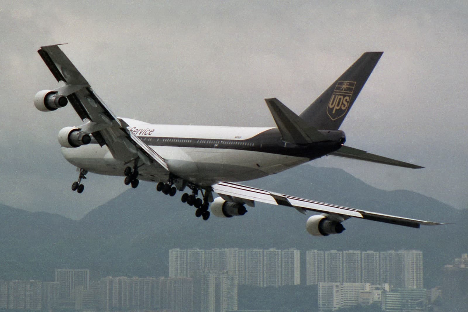 N674UP — Boeing