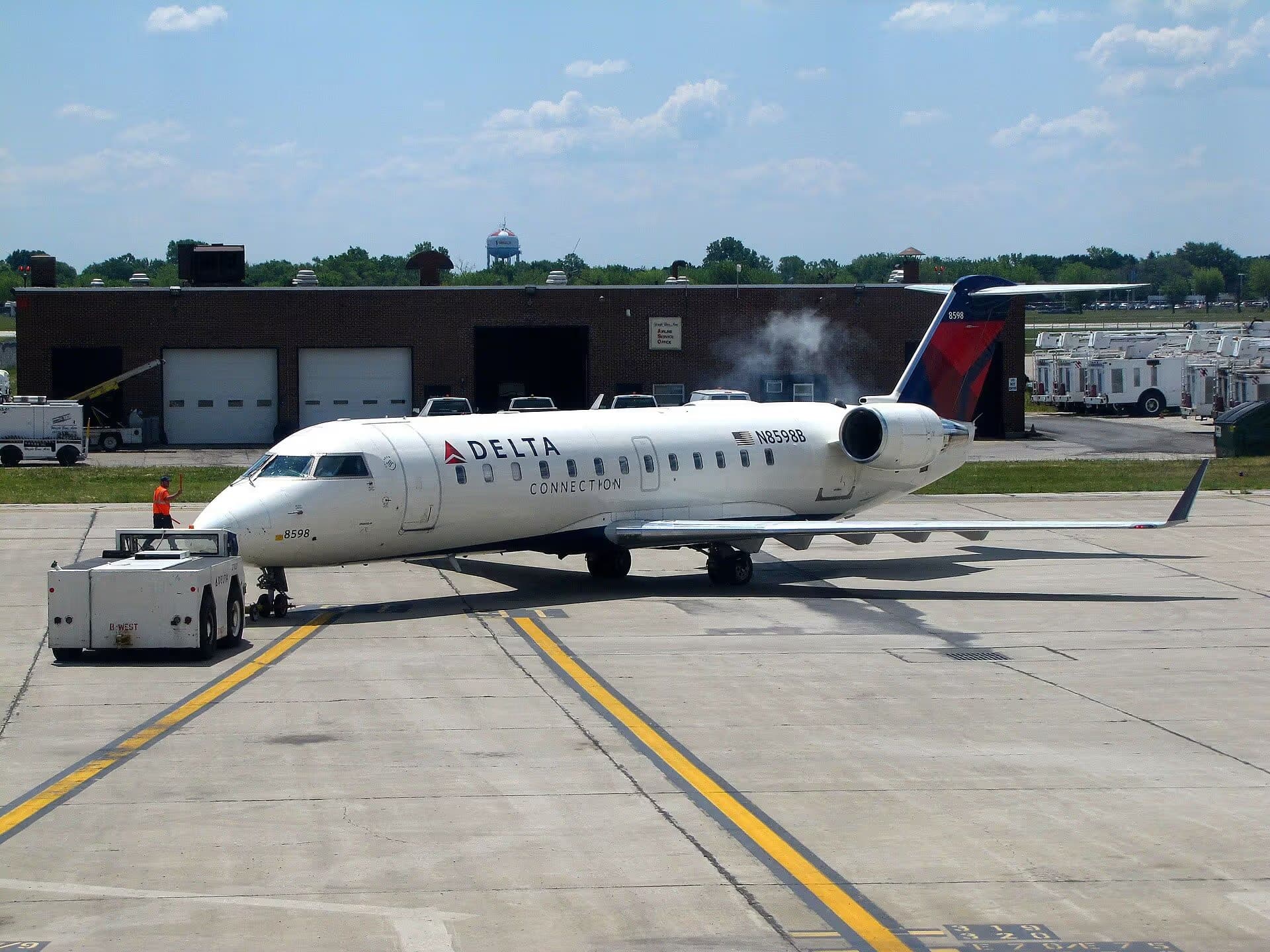 N8598B — Bombardier