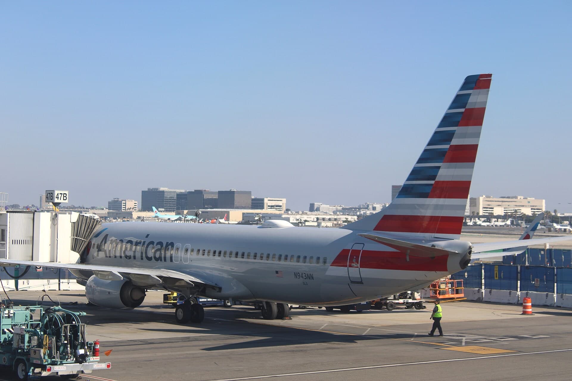 N943NN — Boeing