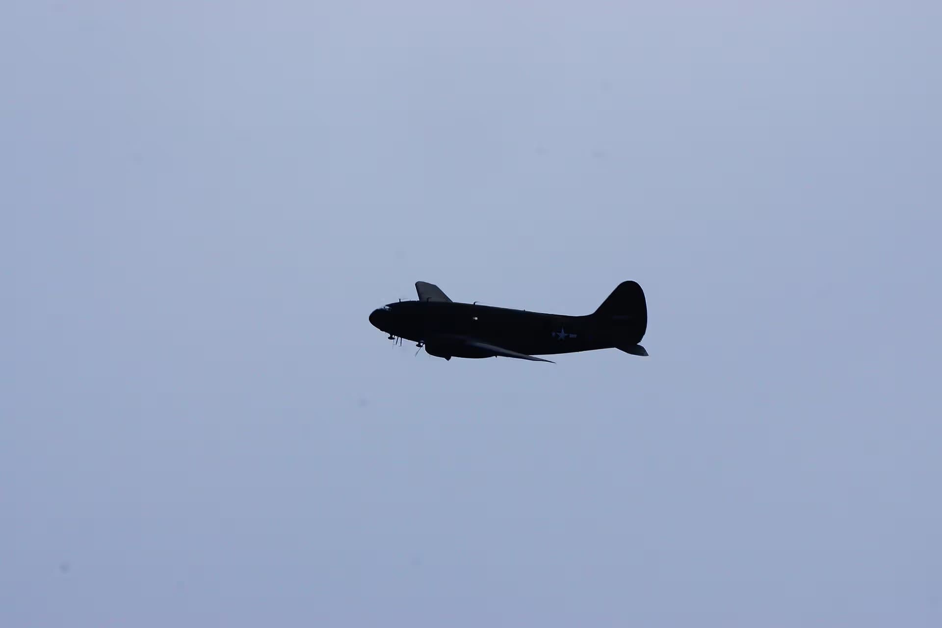 Unidentified — Warbird