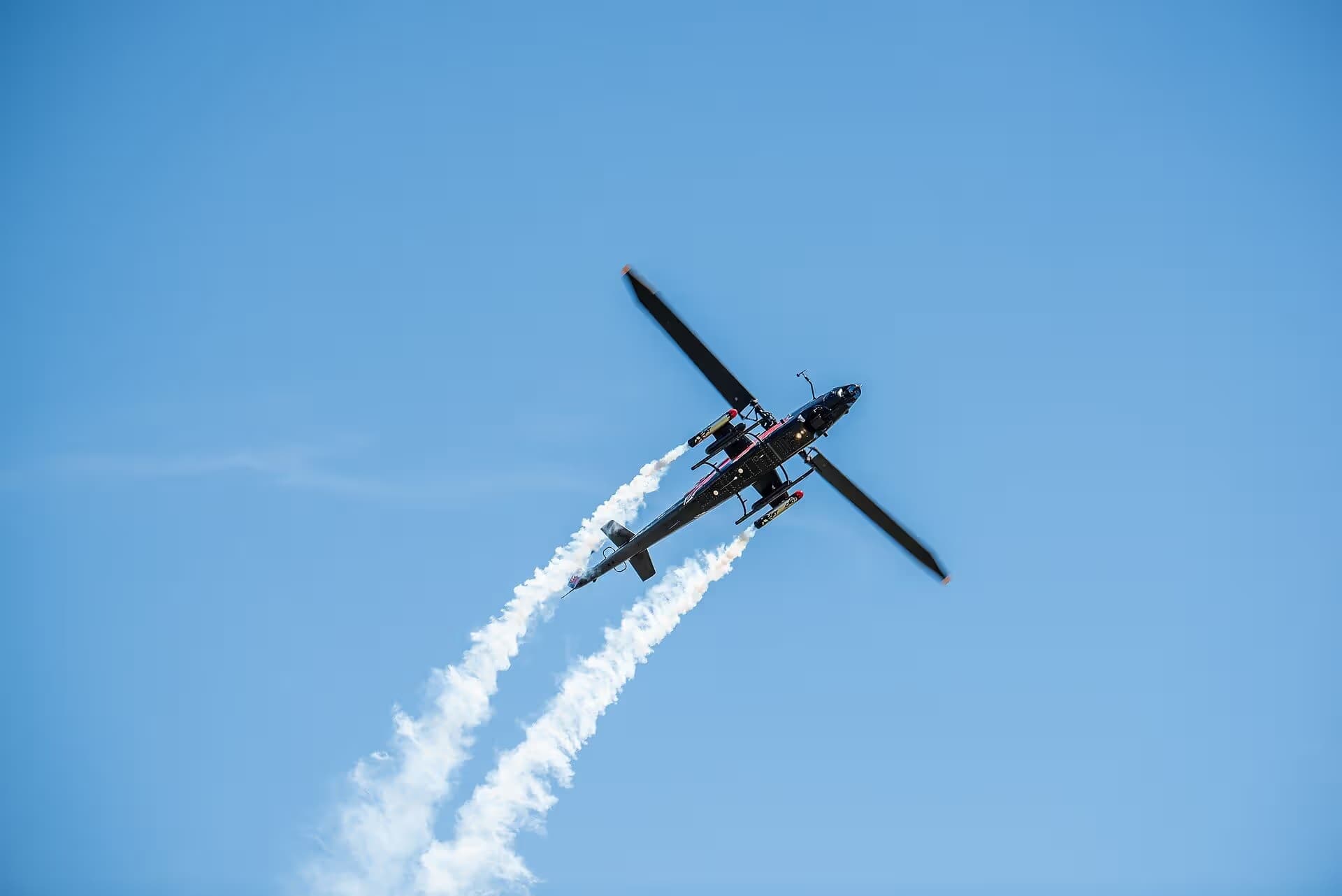 N11FX — Helicopter