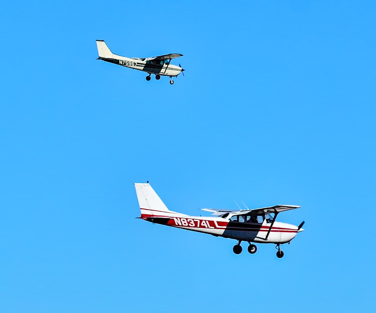 N75967 — Single-engine aircraft