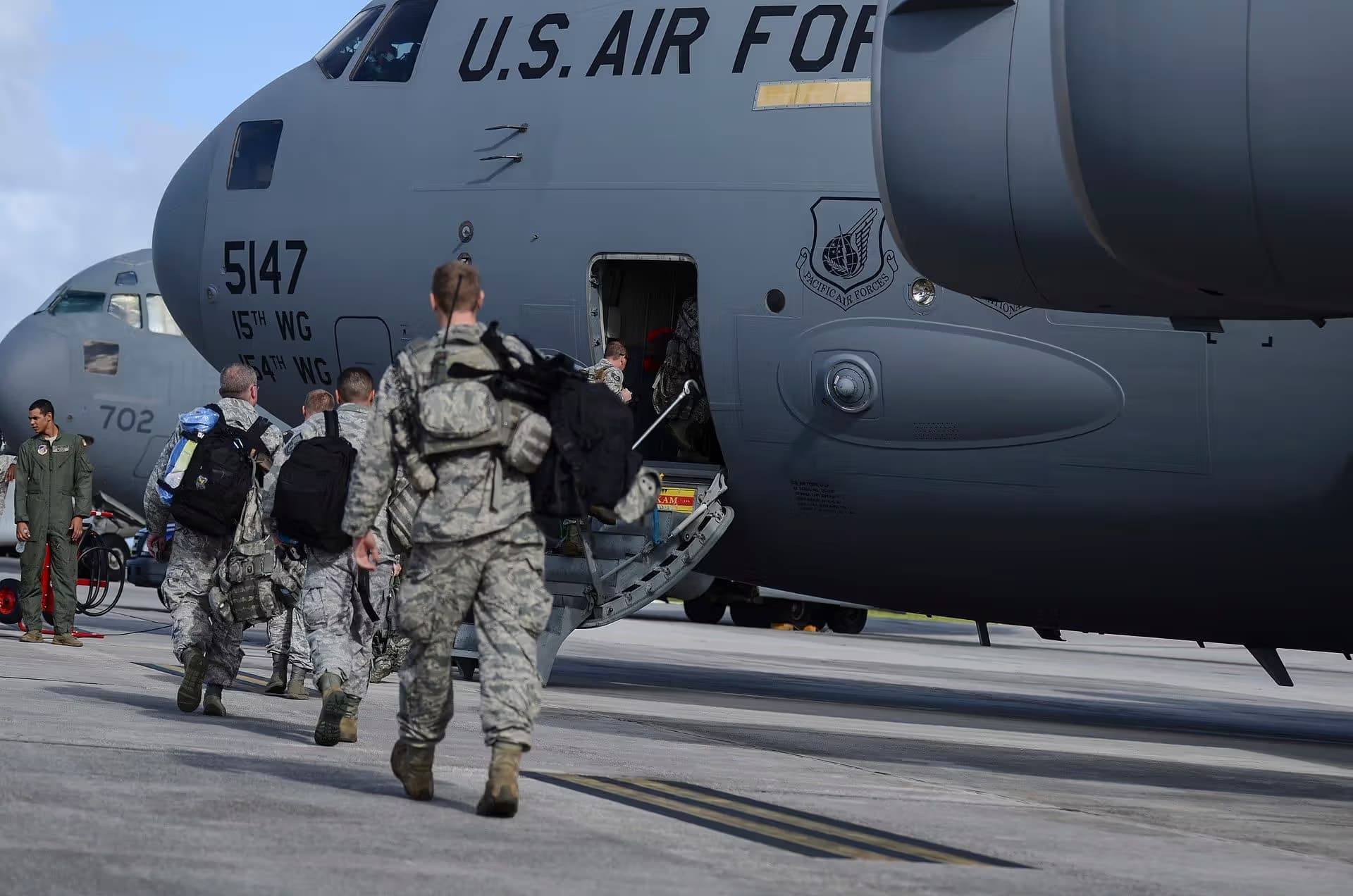 Unidentified — Aircraft at Andersen Air Force Base