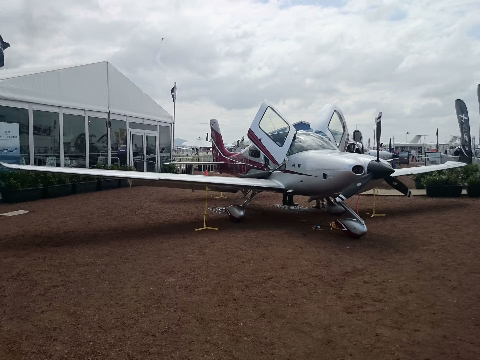 N318KK — Single-engine aircraft