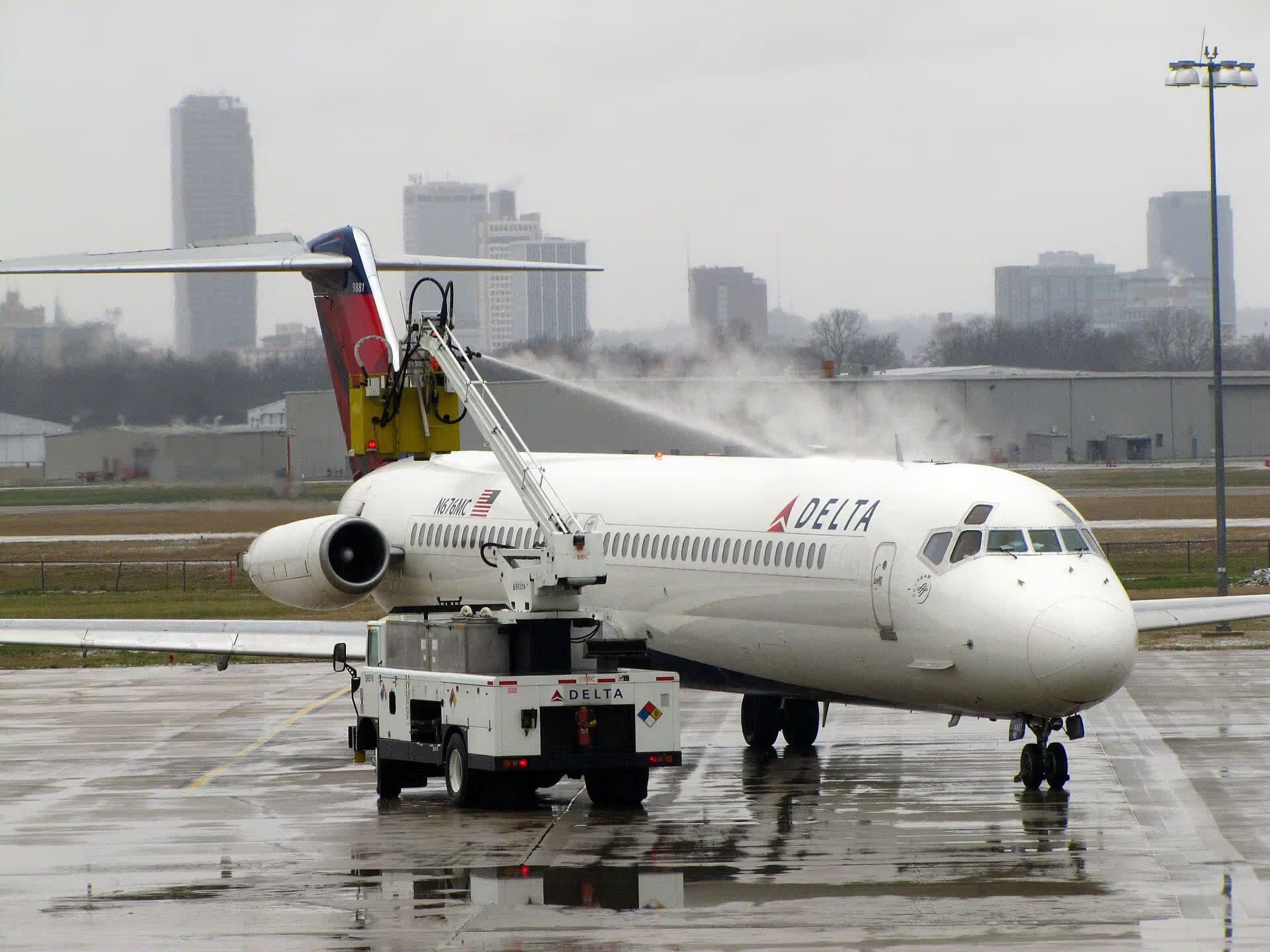 N676MC — Aircraft