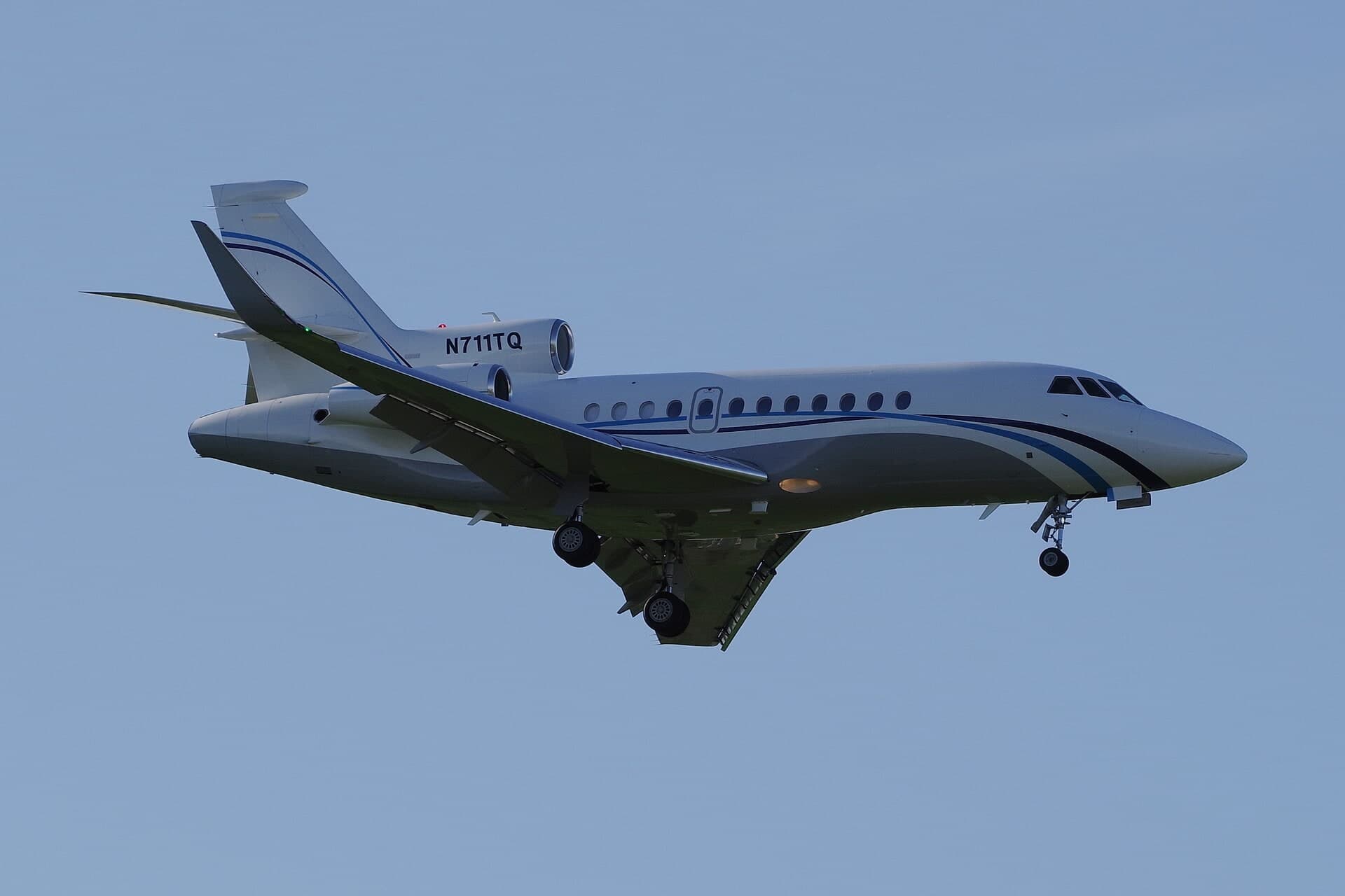 N711TQ — Business jet