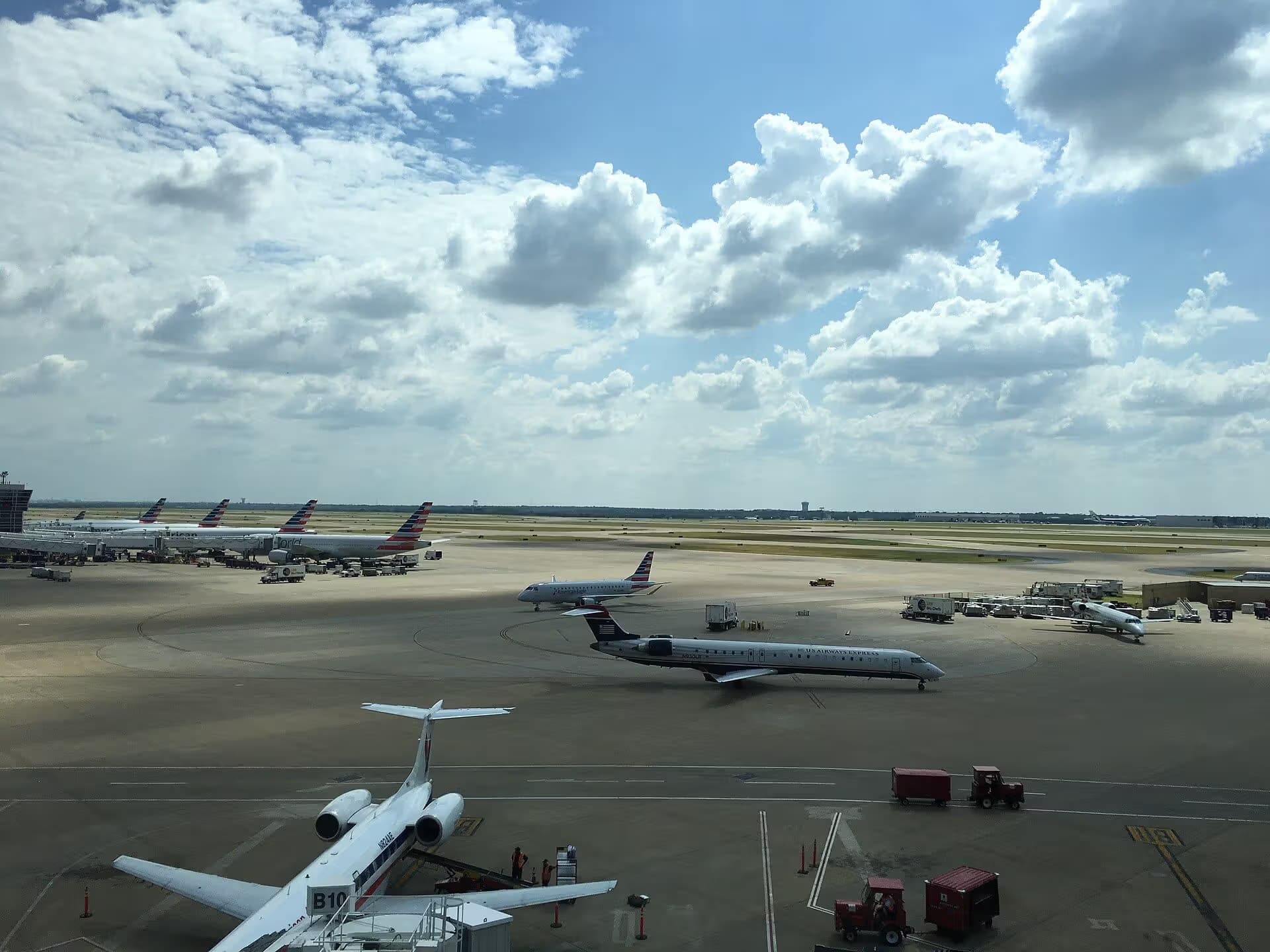 N824AE — Business jet at Dallas Fort Worth International Airport