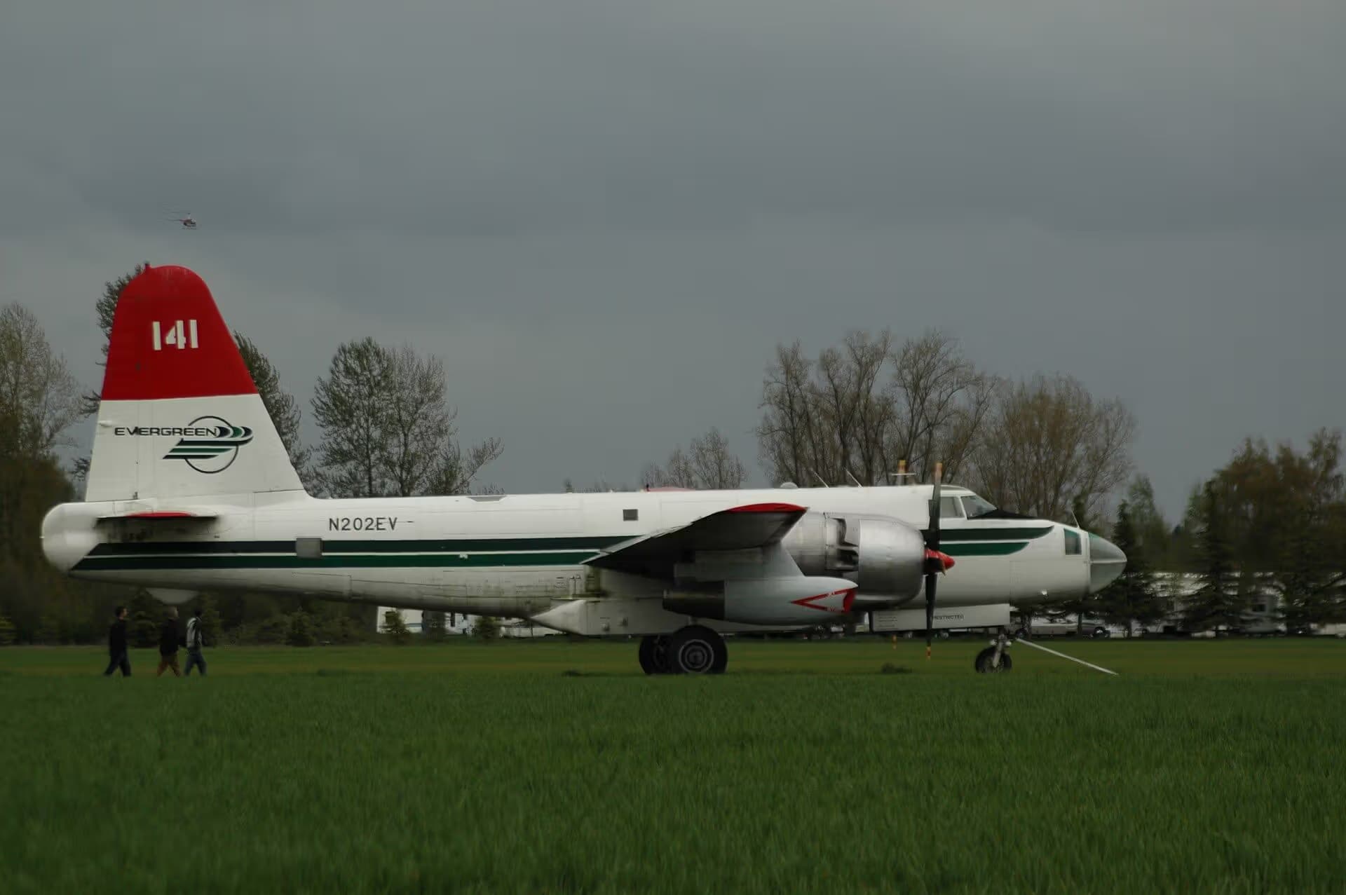 N202EV — Twin-engine aircraft