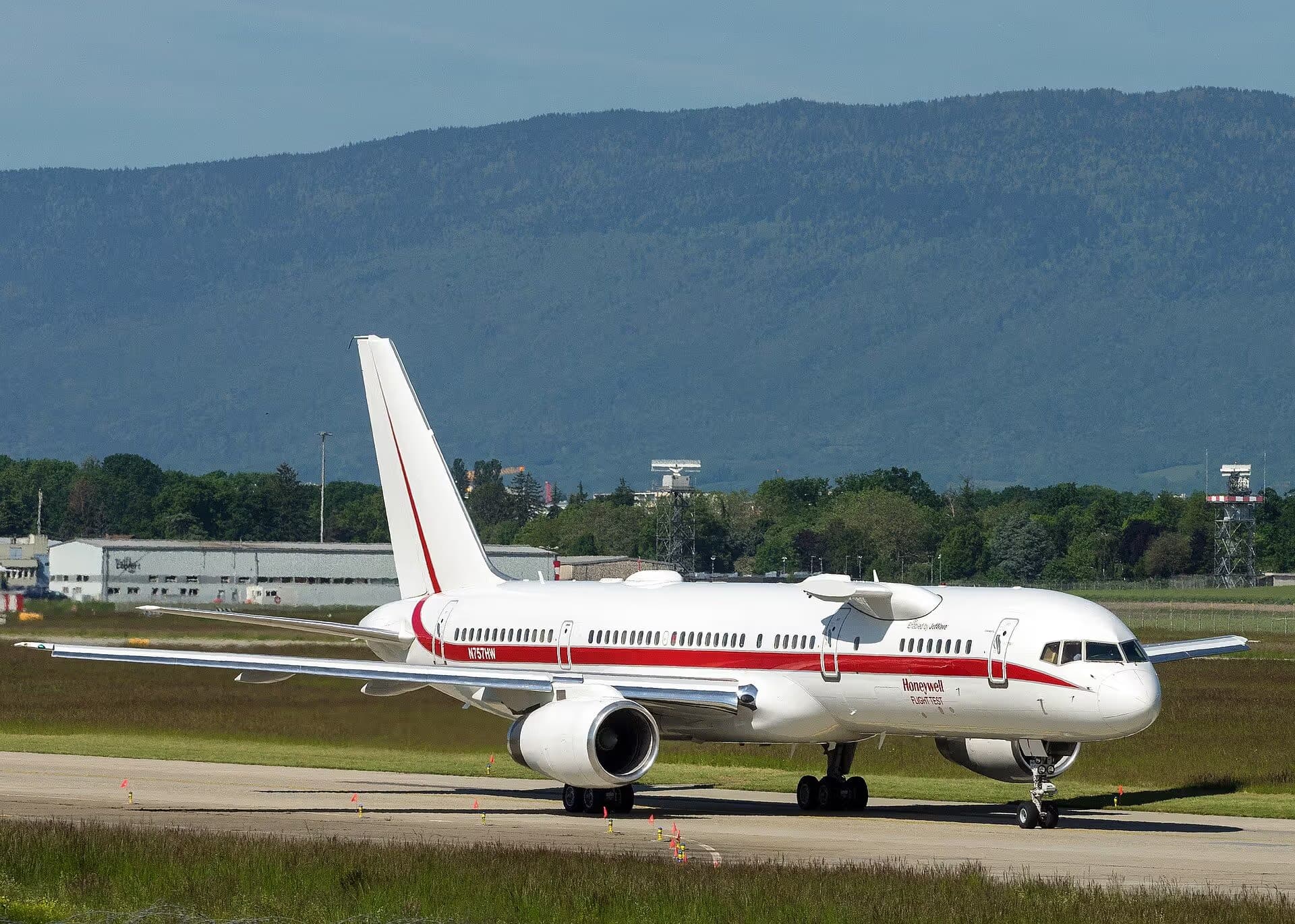 N757HW — Boeing
