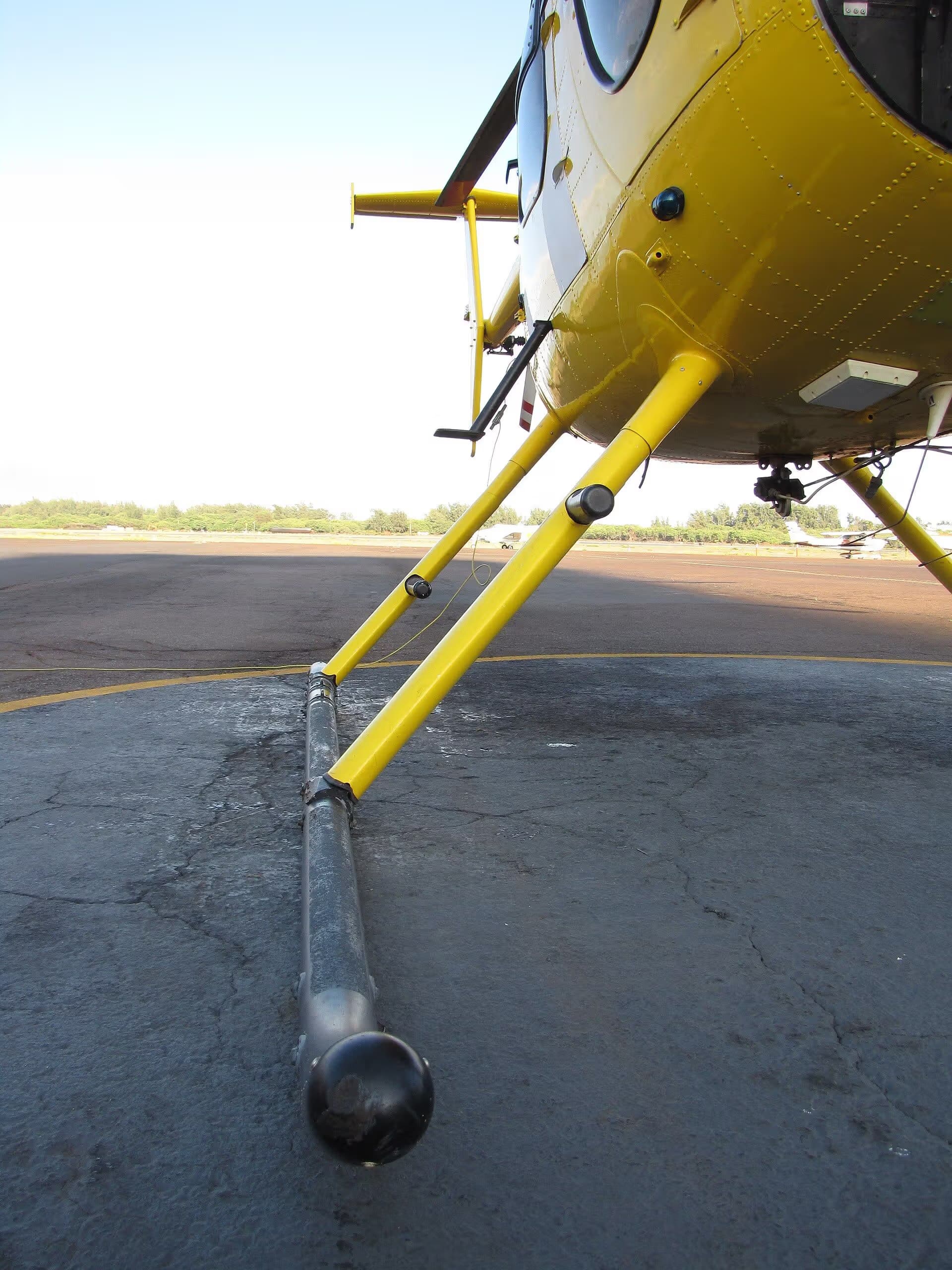 N58251 — Helicopter