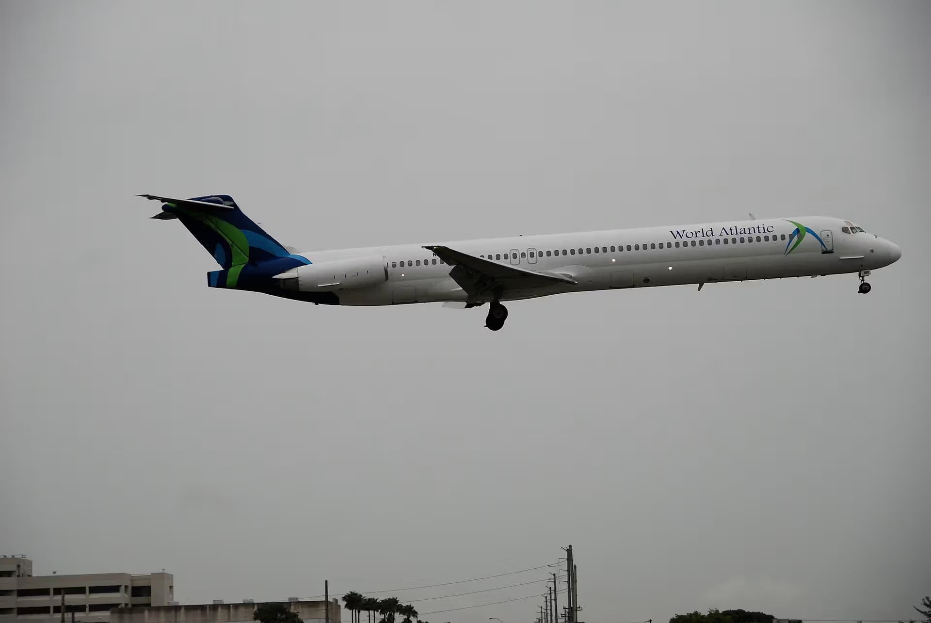 N802WA — Douglas