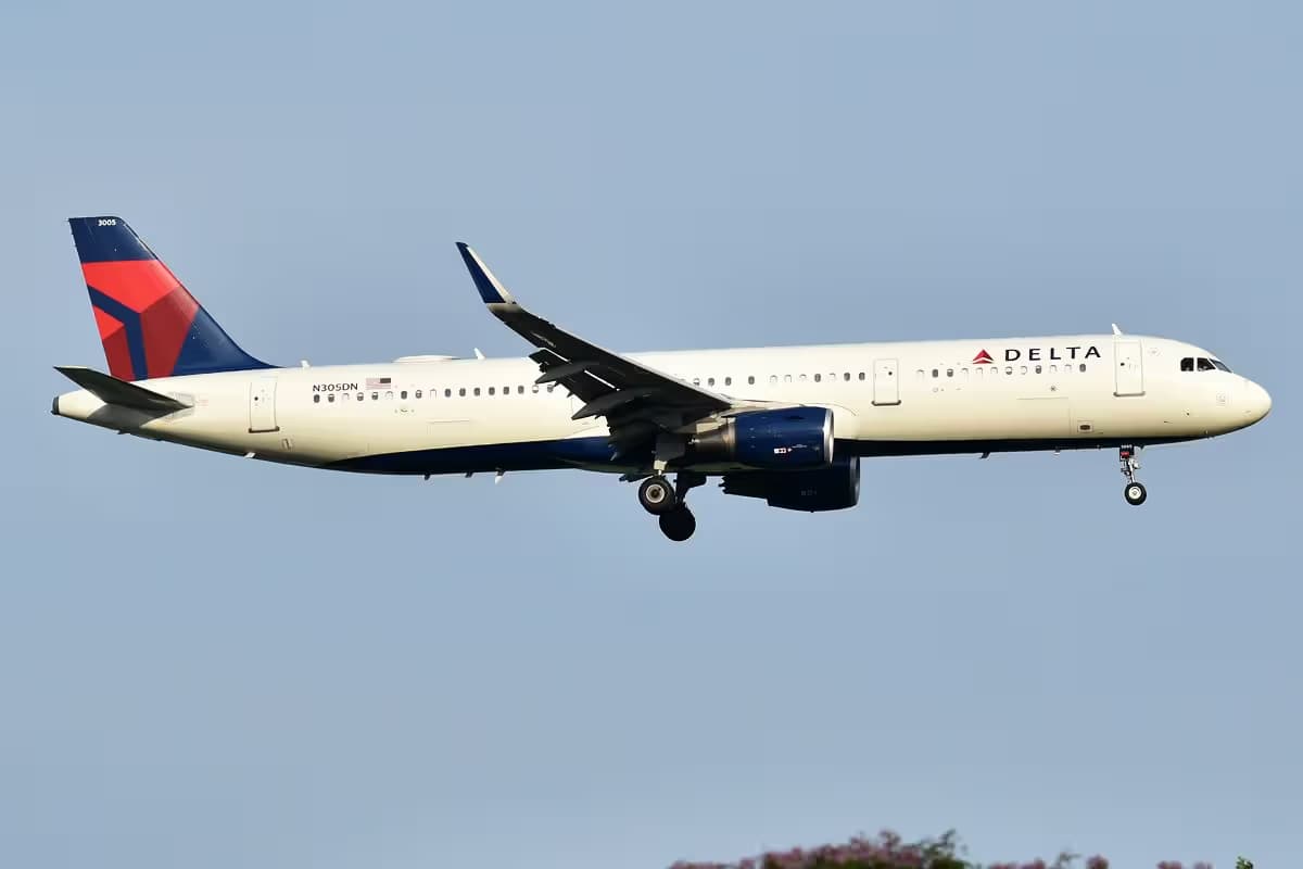 N305DN — Airbus