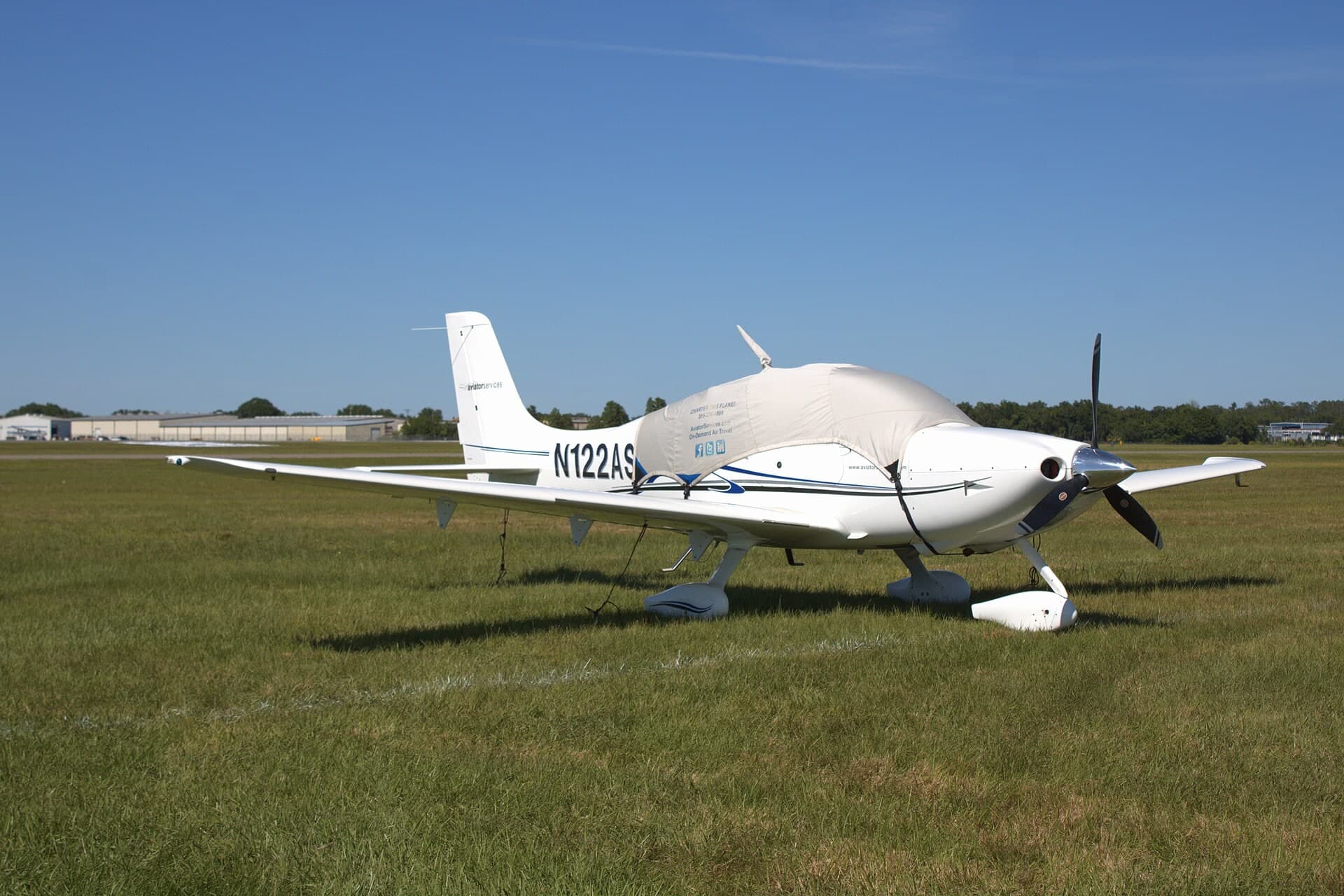 N122AS — Cirrus