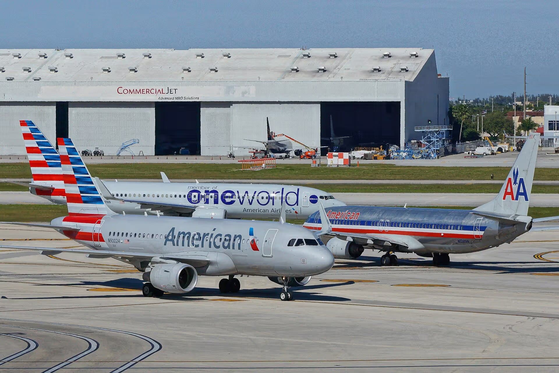 N90024 — Aircraft at Miami International Airport