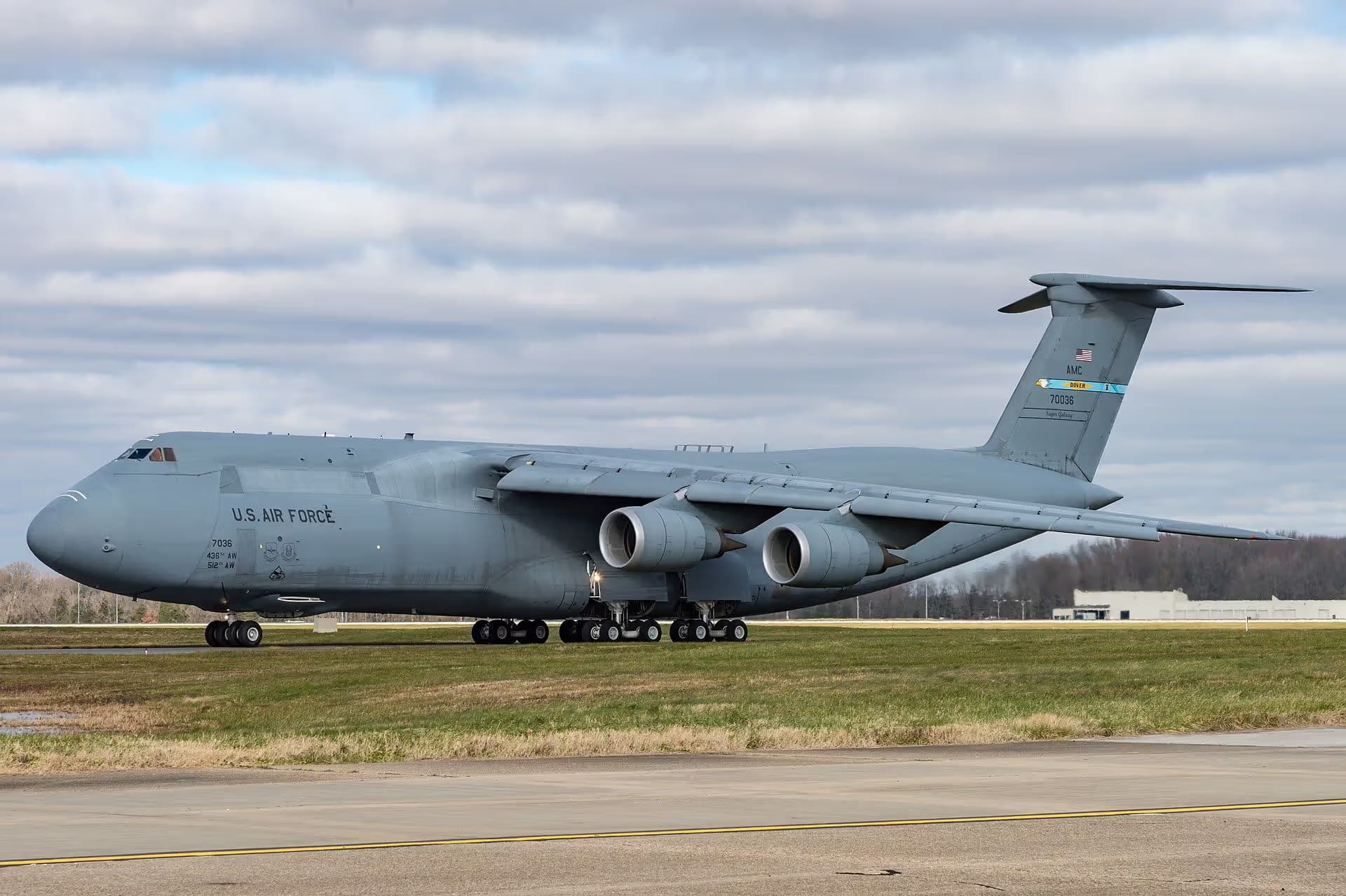 Unidentified — Aircraft