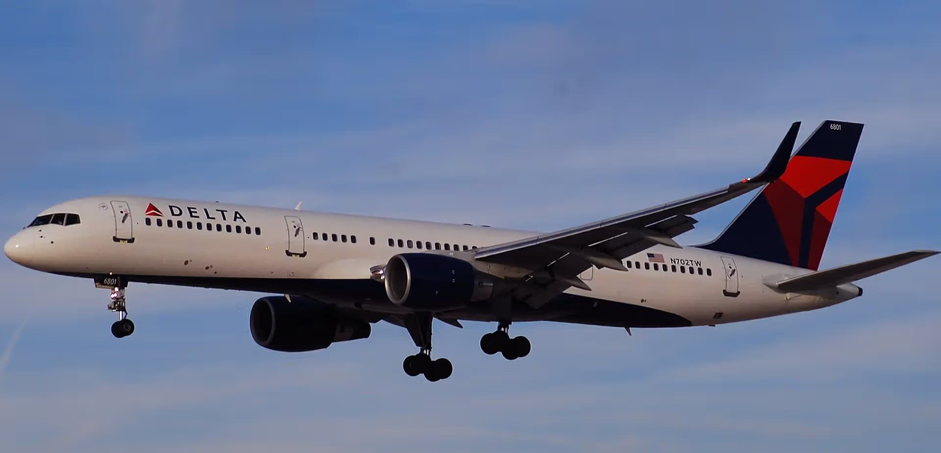 N702TW — Boeing