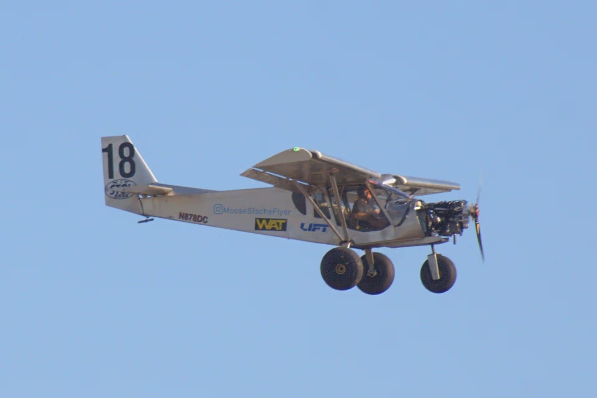 N878DC — Aircraft