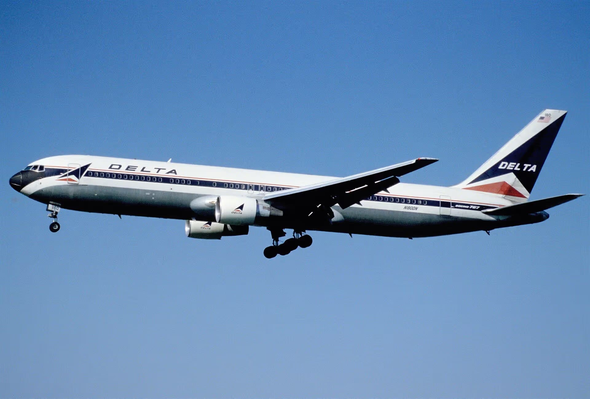 N180DN — Boeing