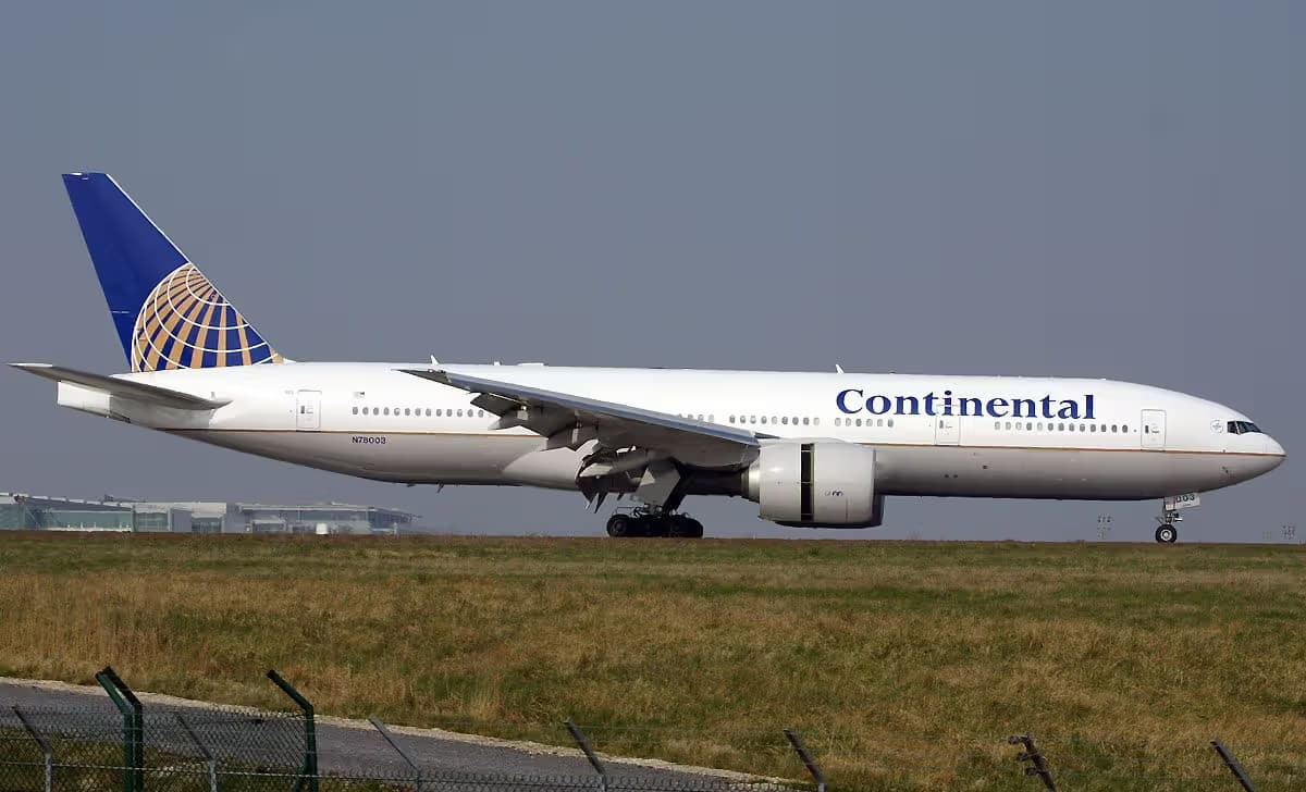 N78003 — Boeing