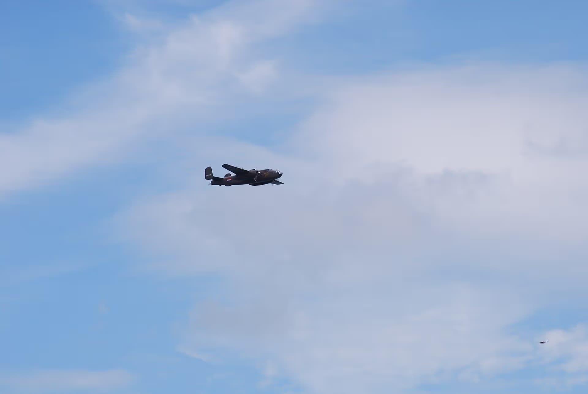 Unidentified — Warbird