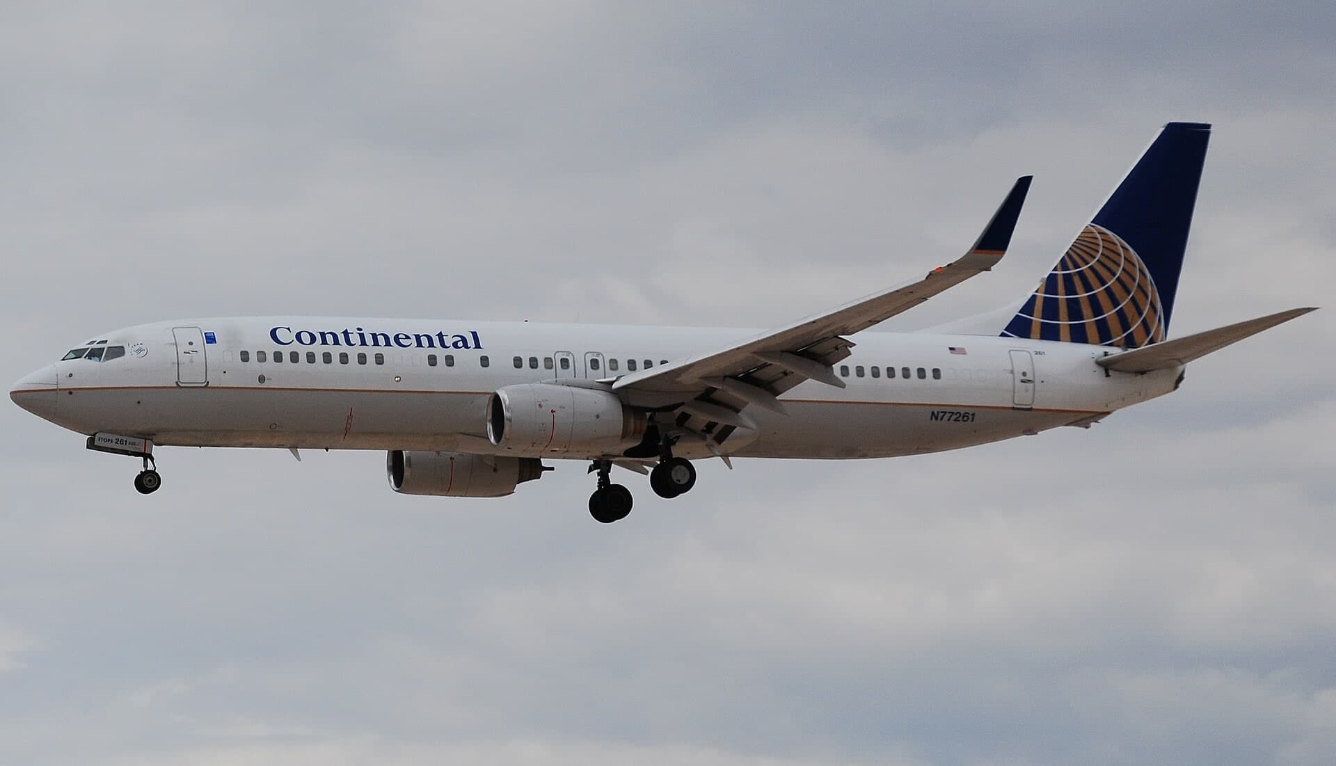 N77261 — Boeing