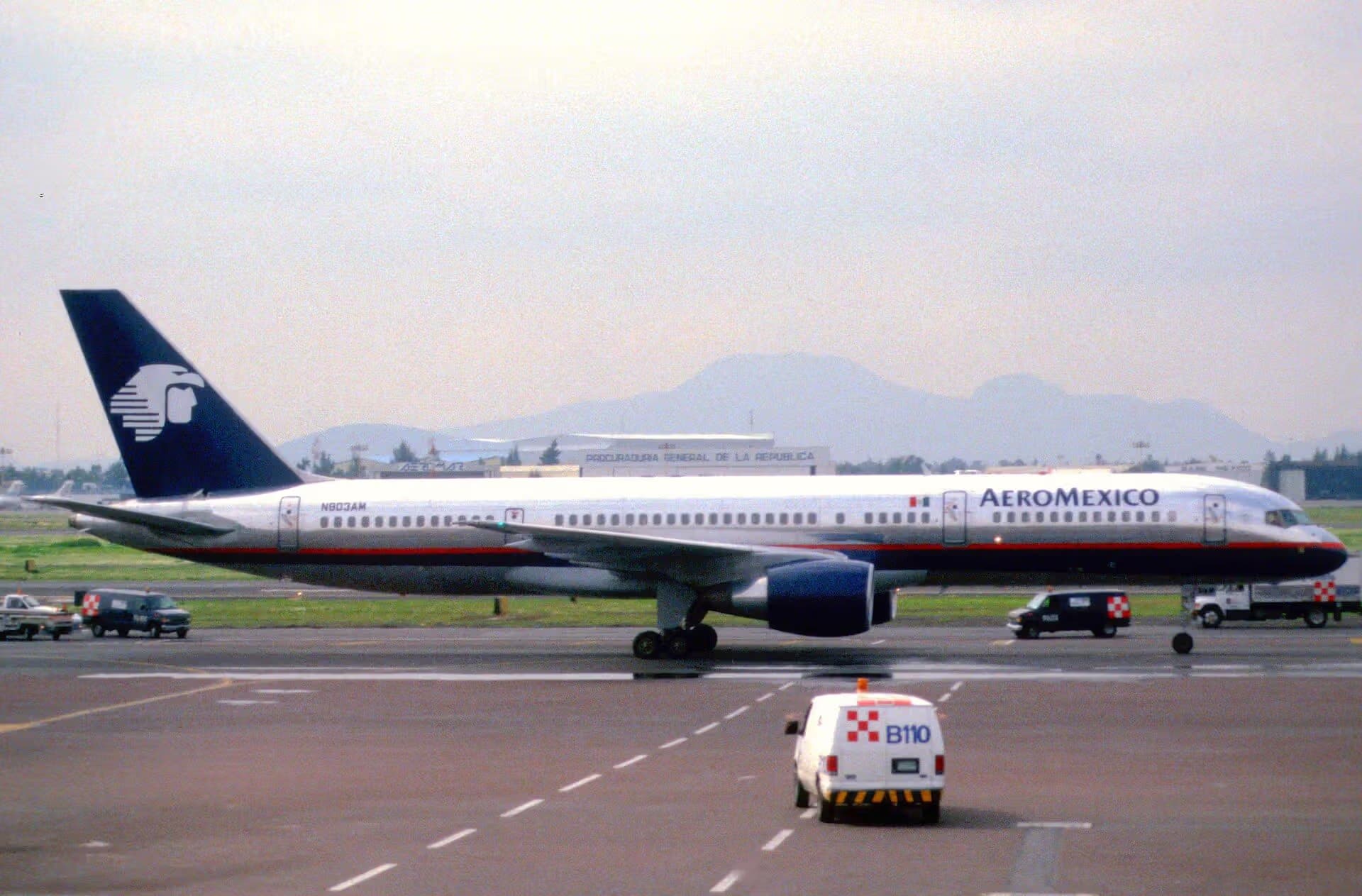 N803AM — Boeing