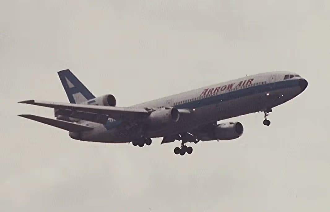 N902JW — Aircraft