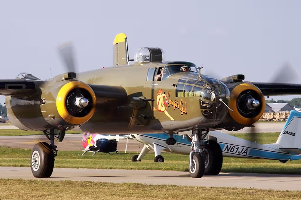 Unidentified — Twin-engine aircraft