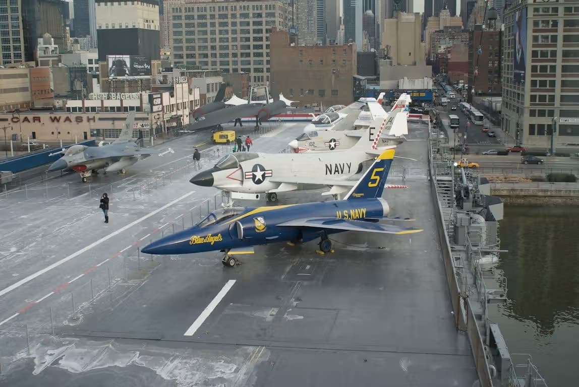 Unidentified — Aircraft