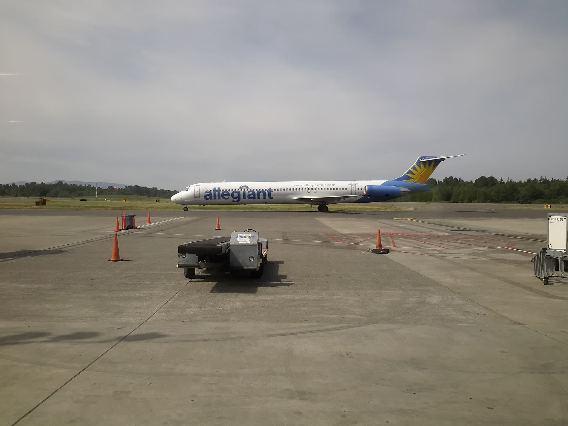 N406NV — Douglas