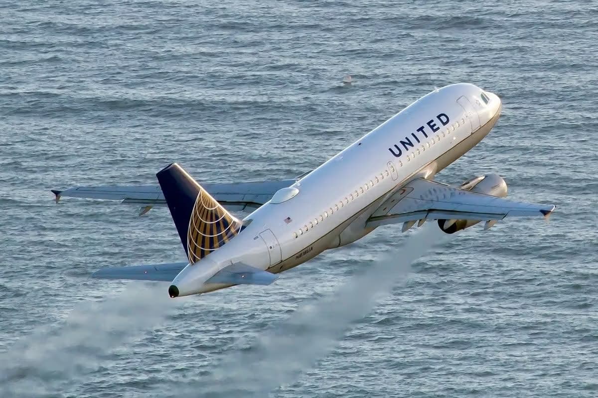 N818UA — Airbus