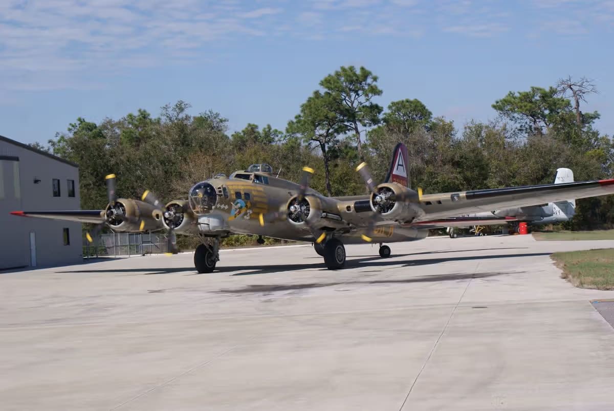 Unidentified — Aircraft