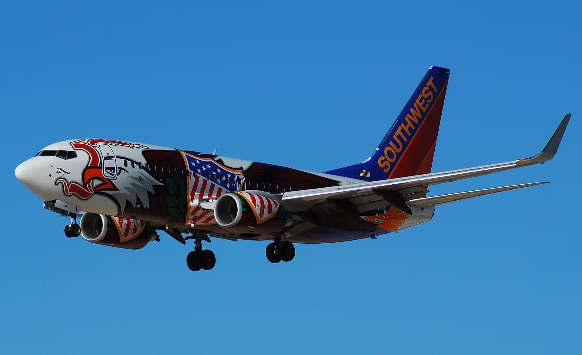 N918WN — Twin-engine aircraft