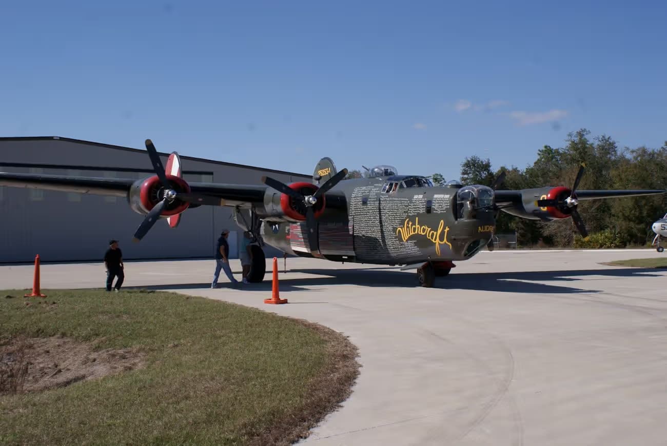 Unidentified — Warbird