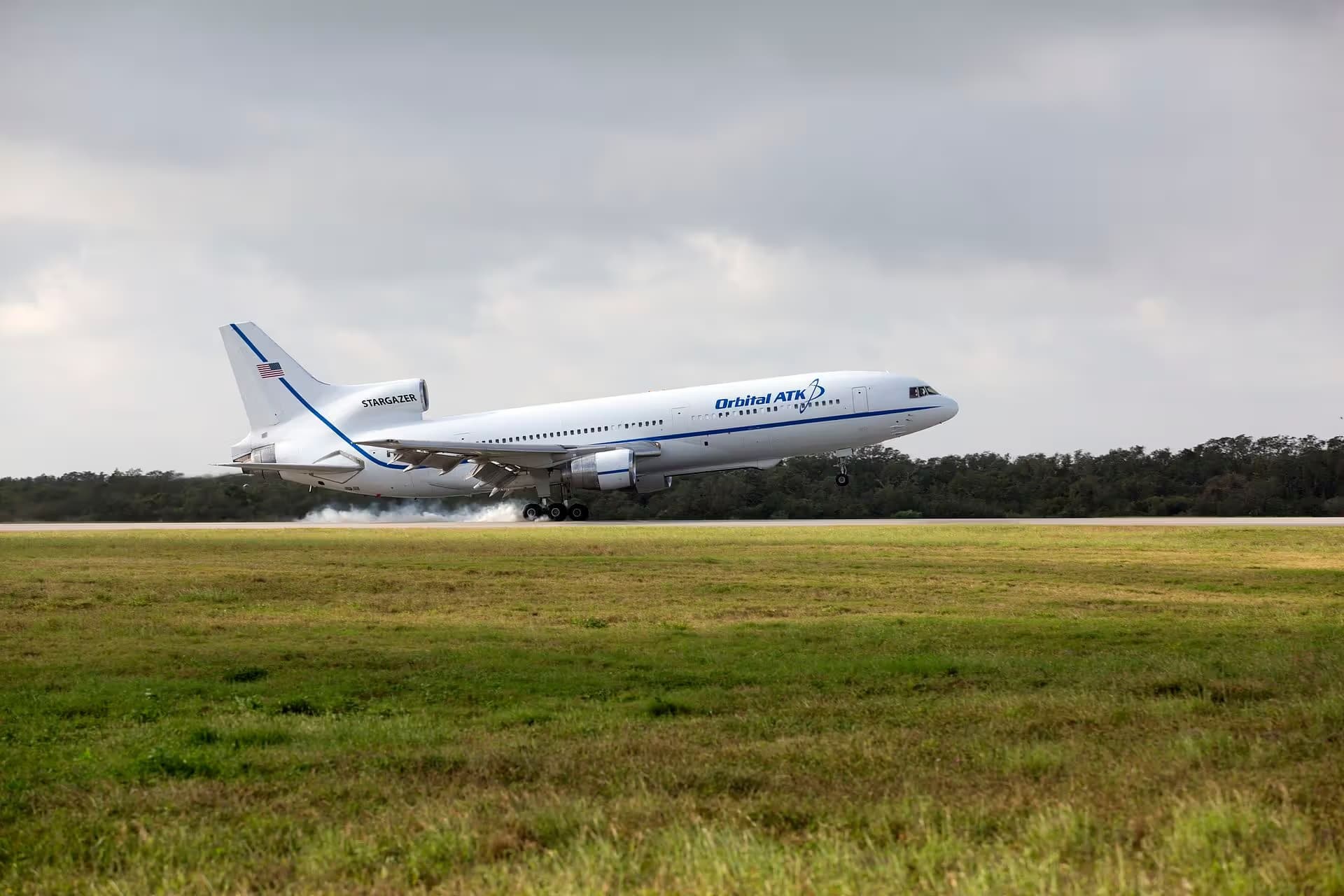 N140SC — Lockheed
