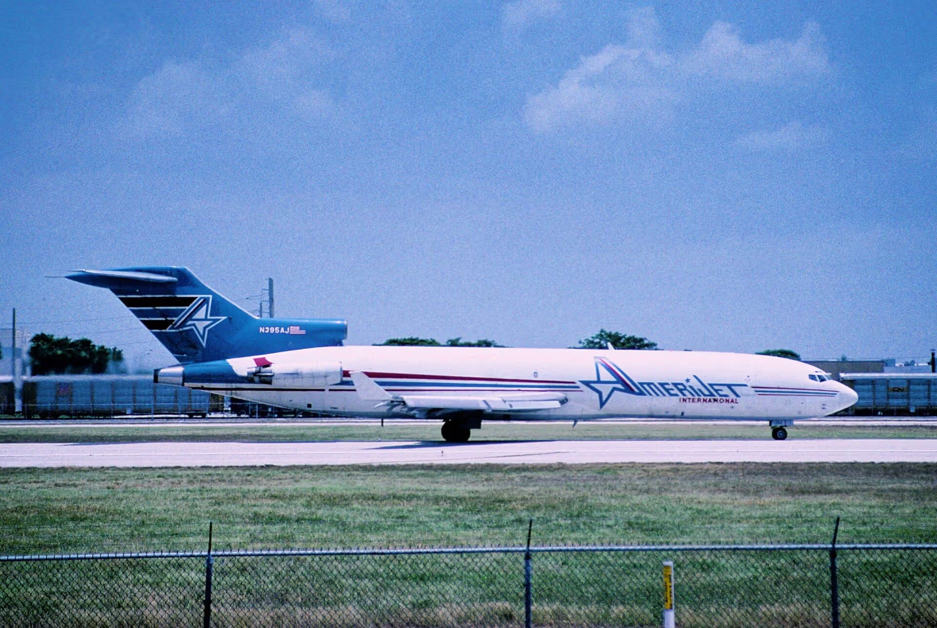 N395AJ — Boeing