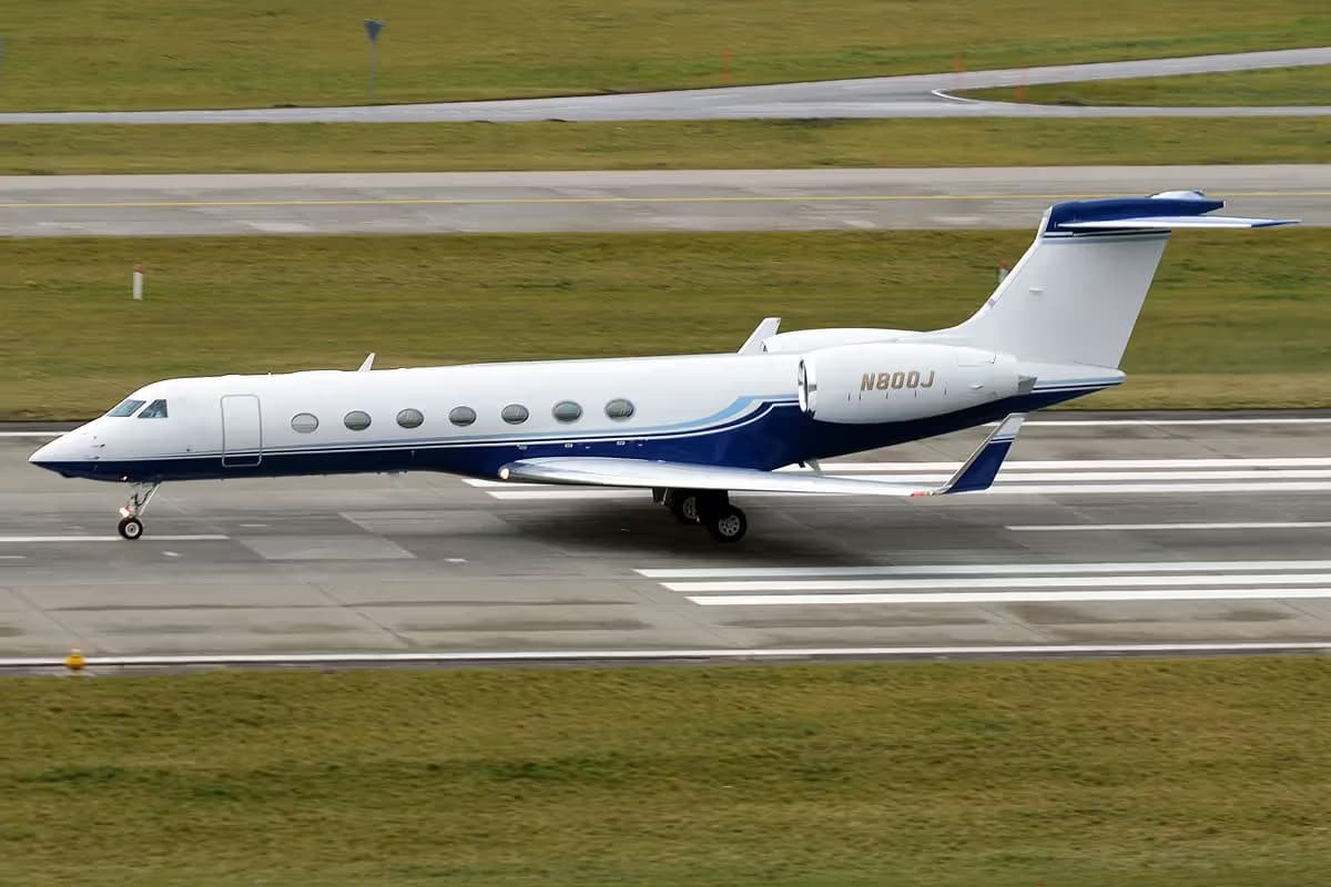 N800J — Gulfstream