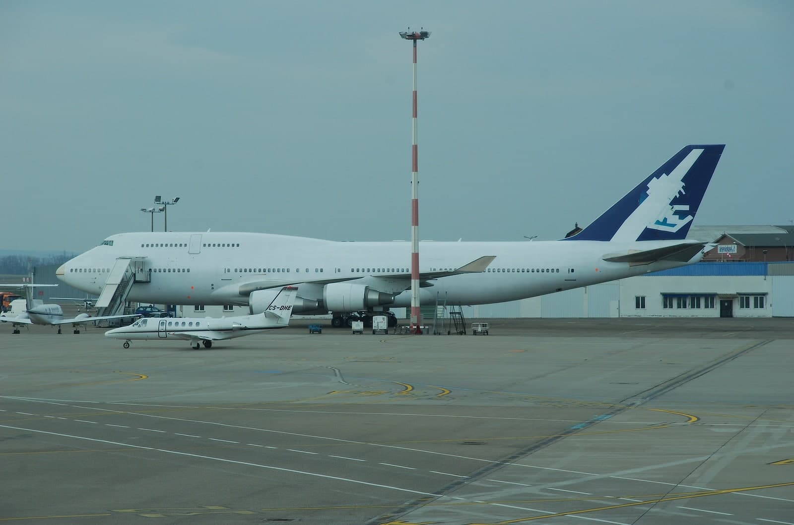 CS-DHE — Business jet