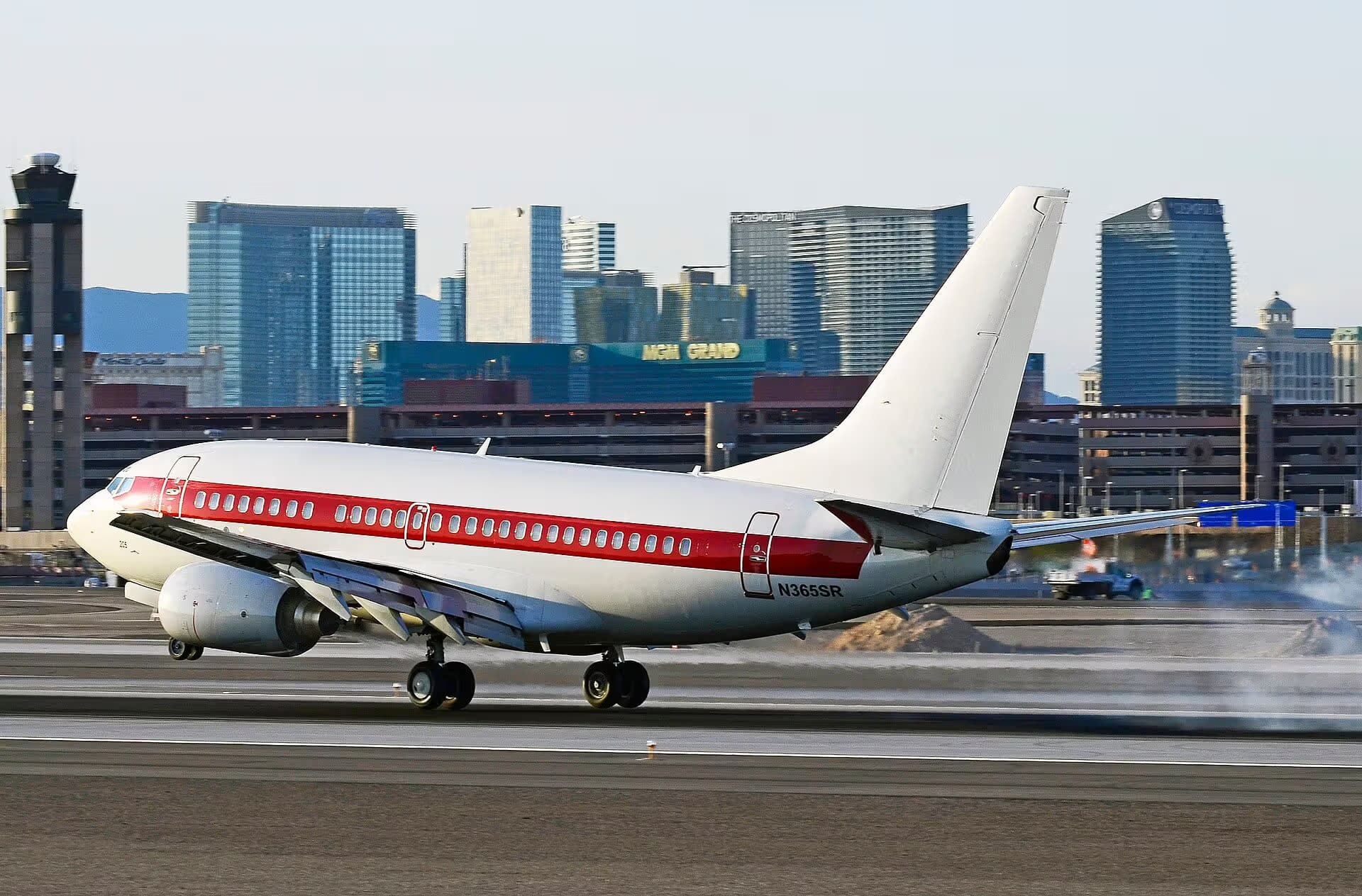 N365SR — Boeing