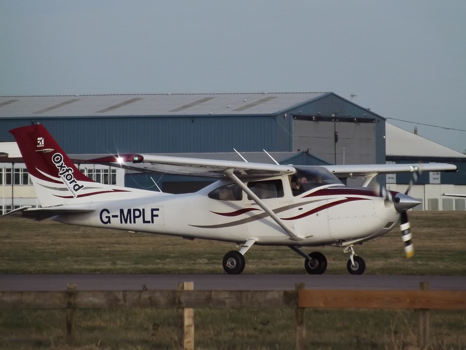 G-MPLF — Cessna