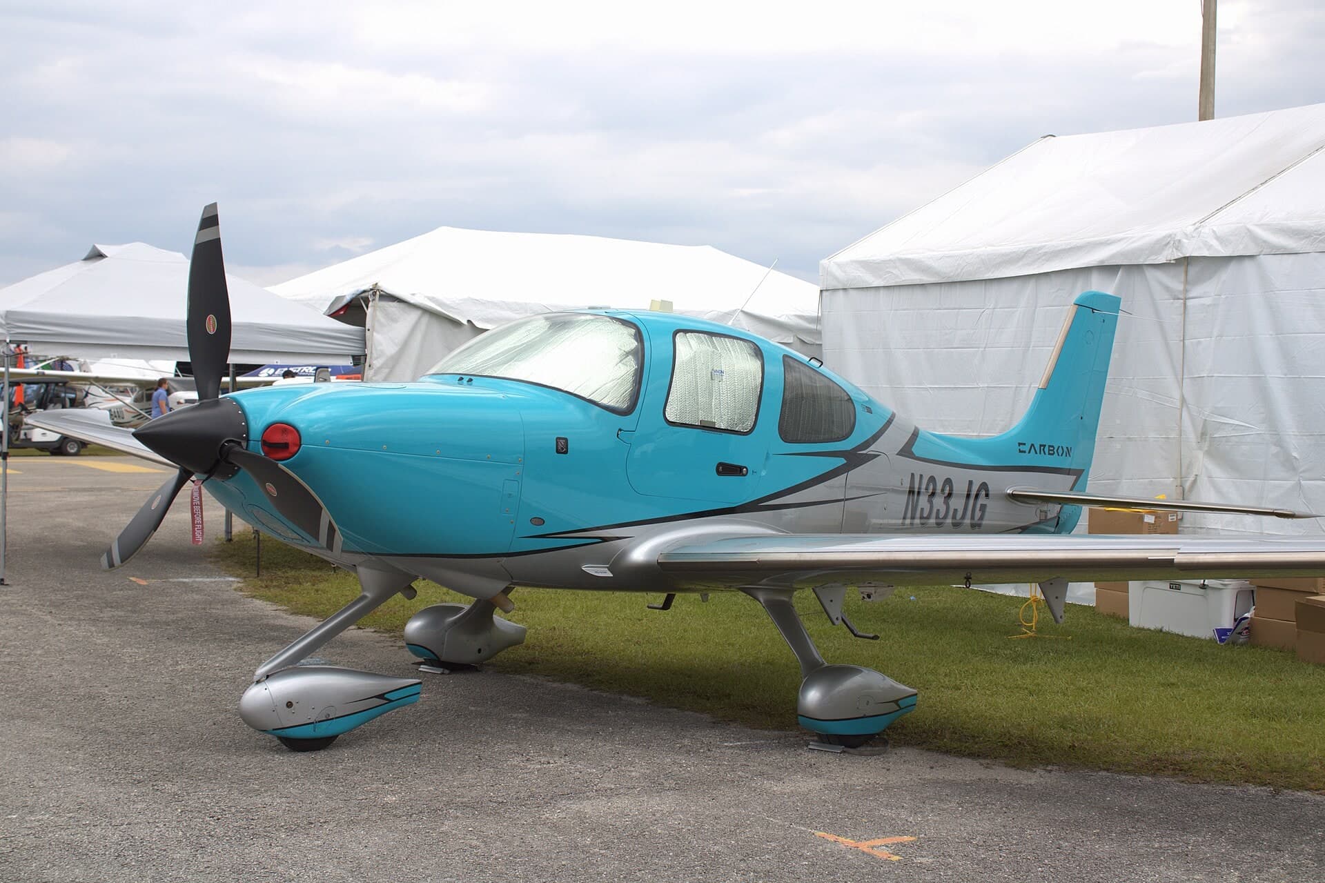 N33JG — Cirrus