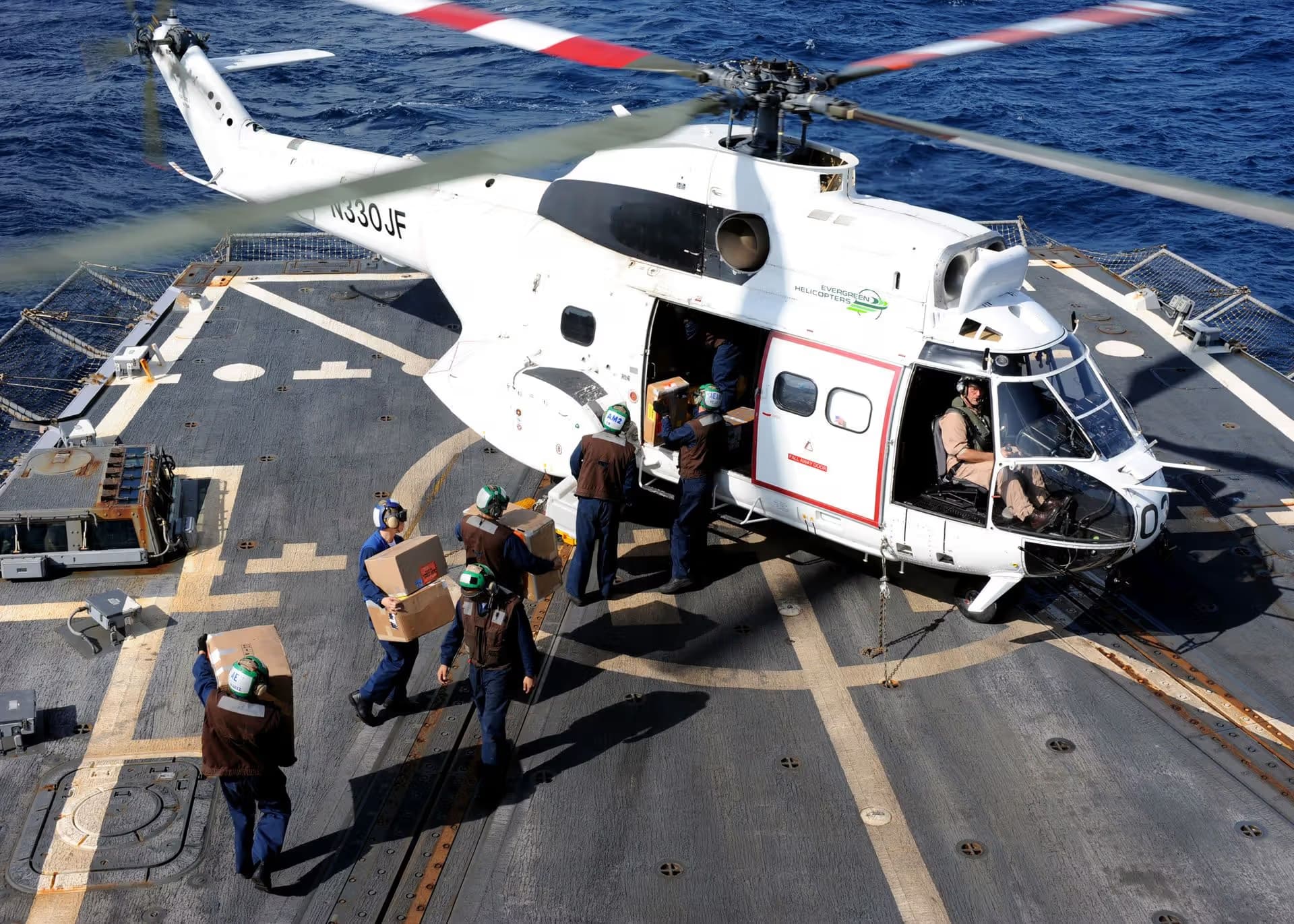 N330JF — Helicopter
