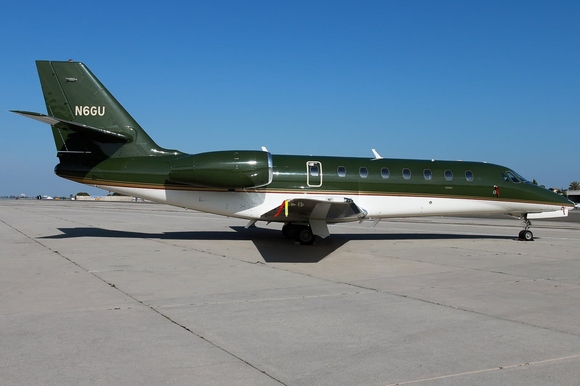N6GU — Business jet