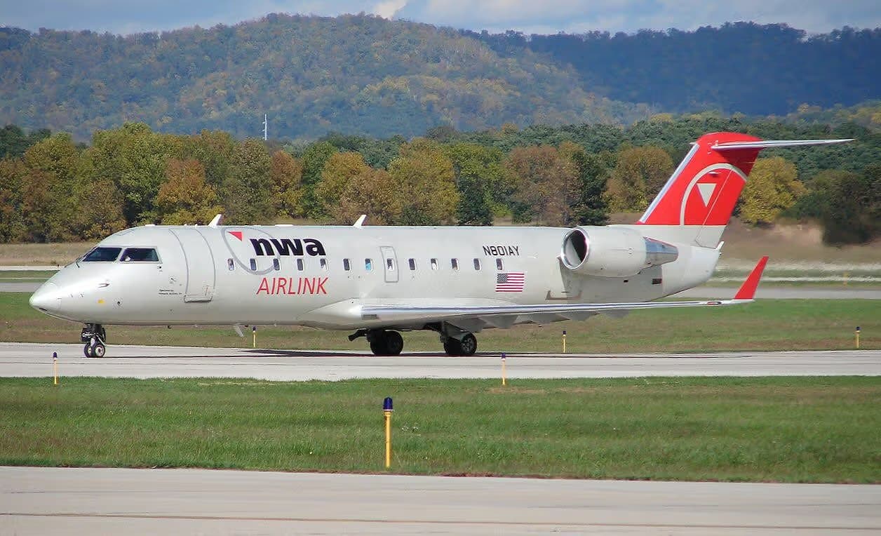 N801AY — Bombardier