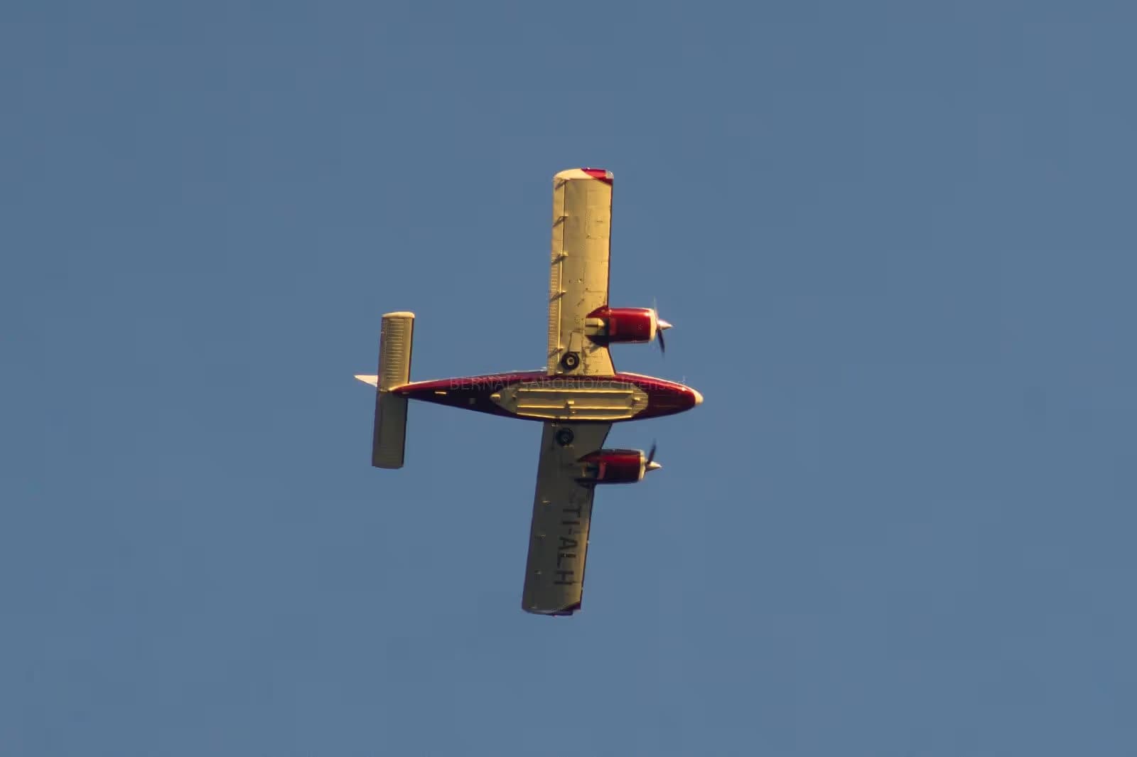 TI-ALH — Aircraft