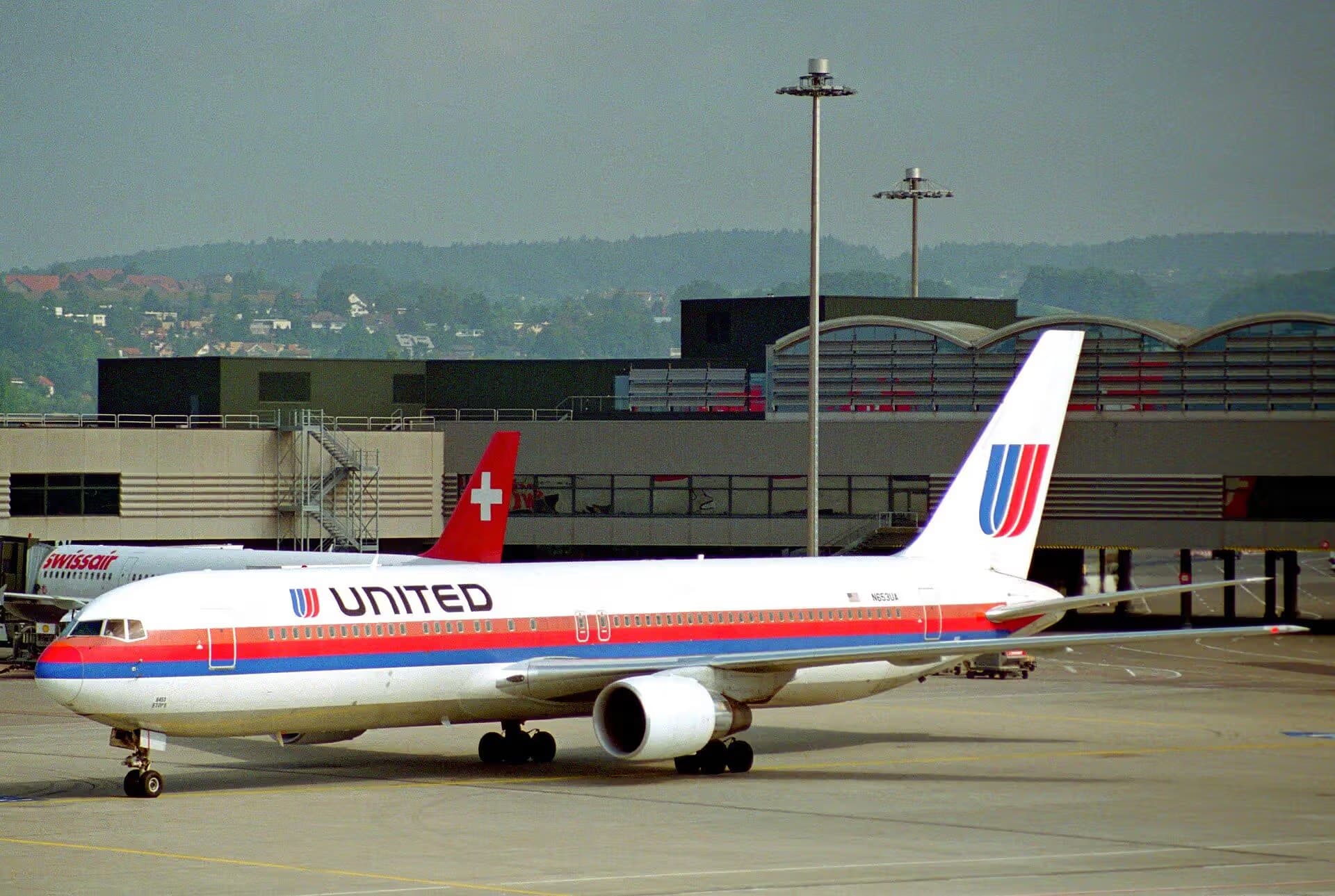 N653UA — Boeing