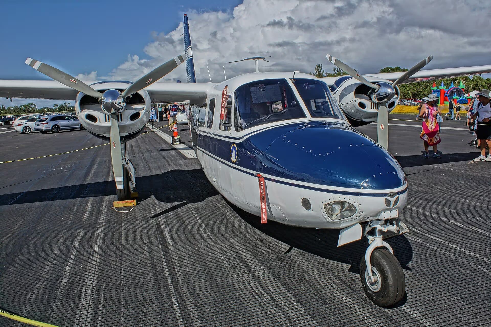 N30U — Aircraft