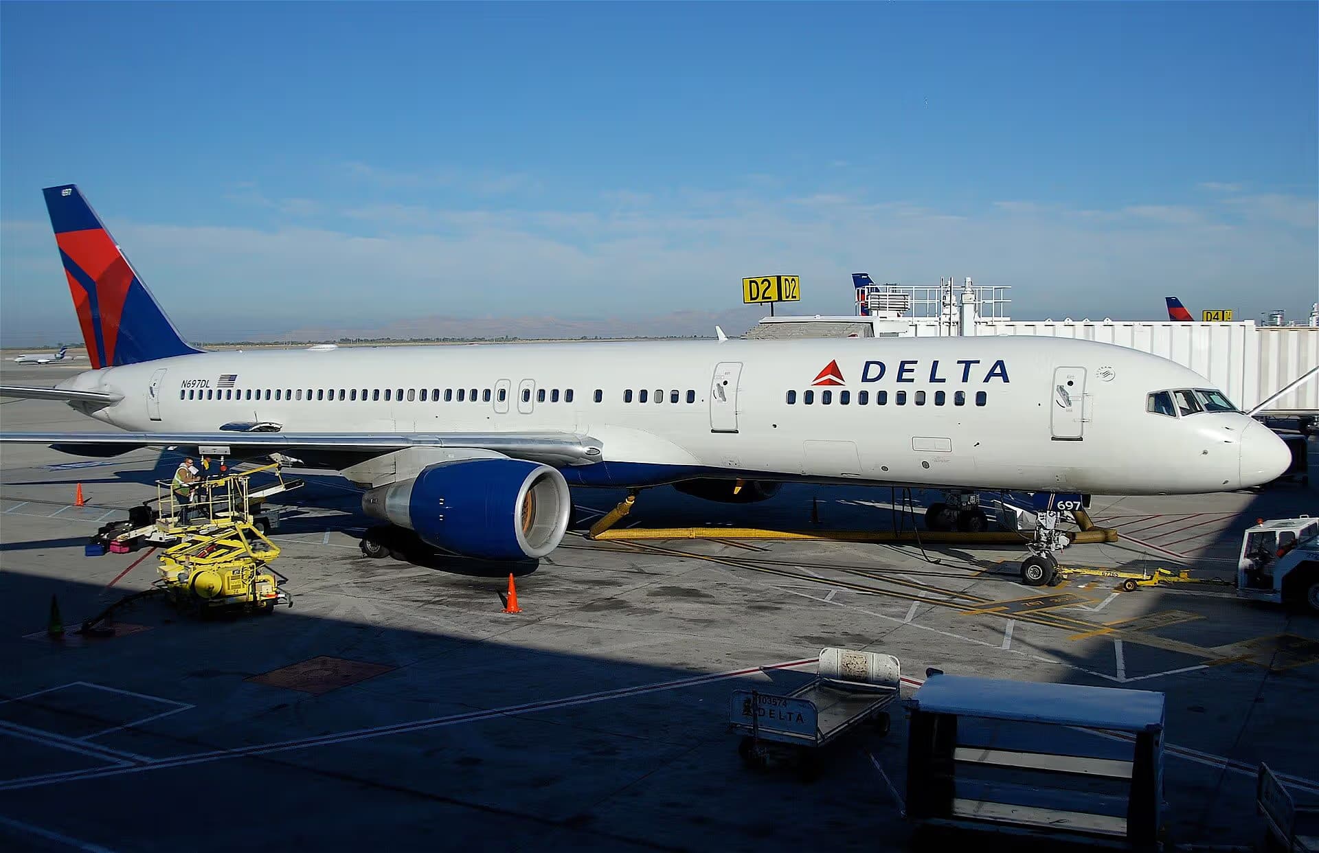 N697DL — Boeing
