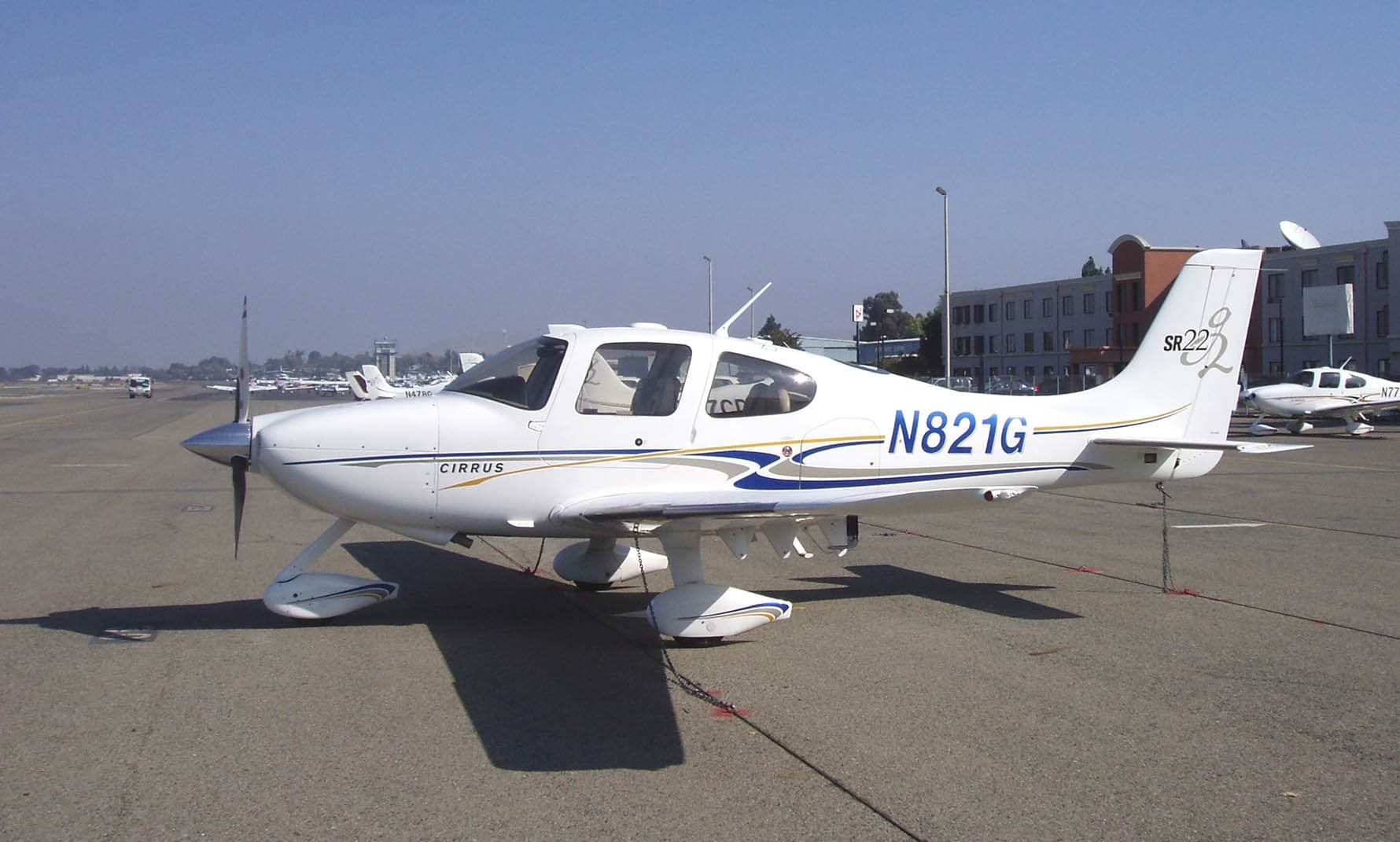 N821G — Cirrus